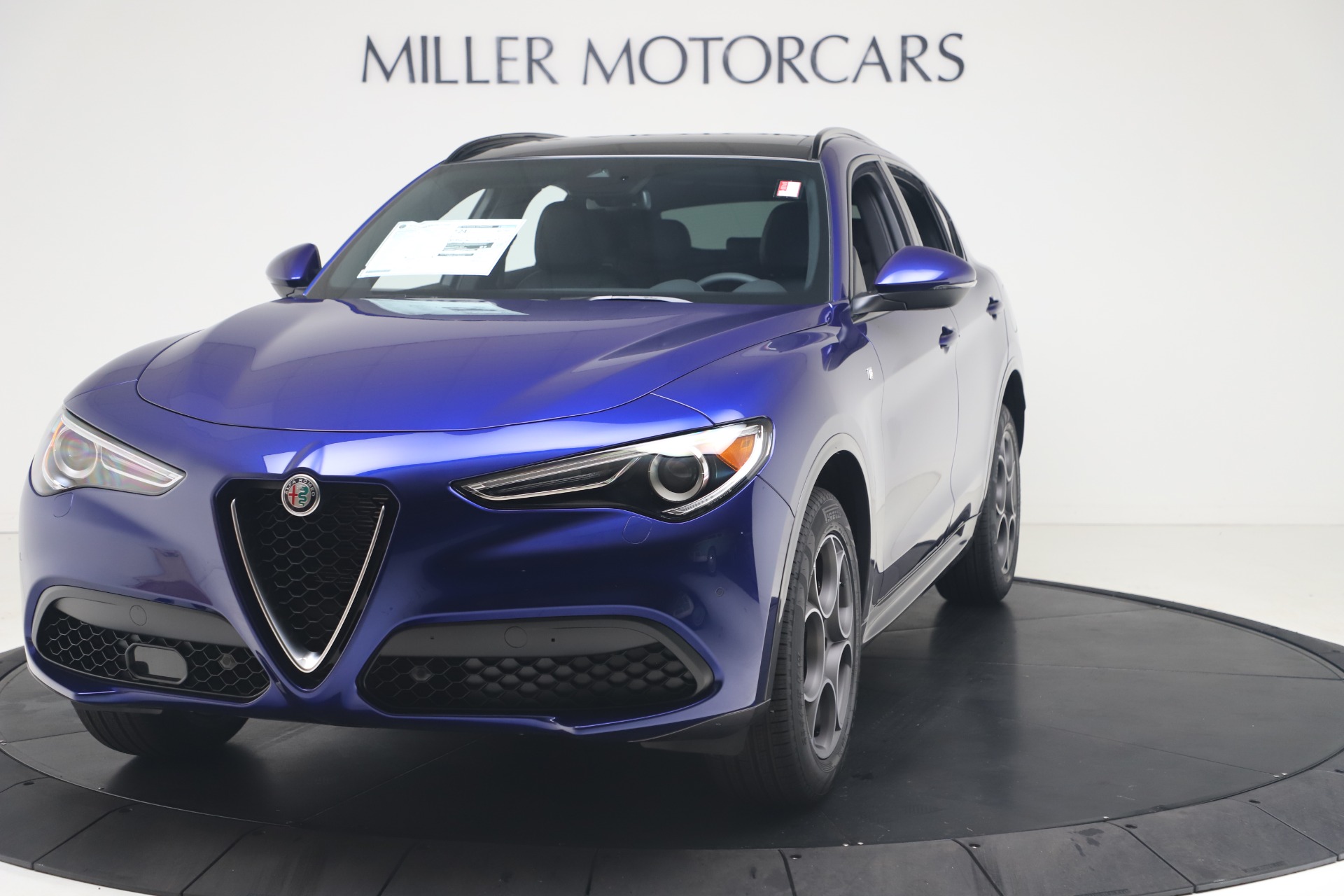 New 2022 Alfa Romeo Stelvio Ti | St. Petersburg, FL