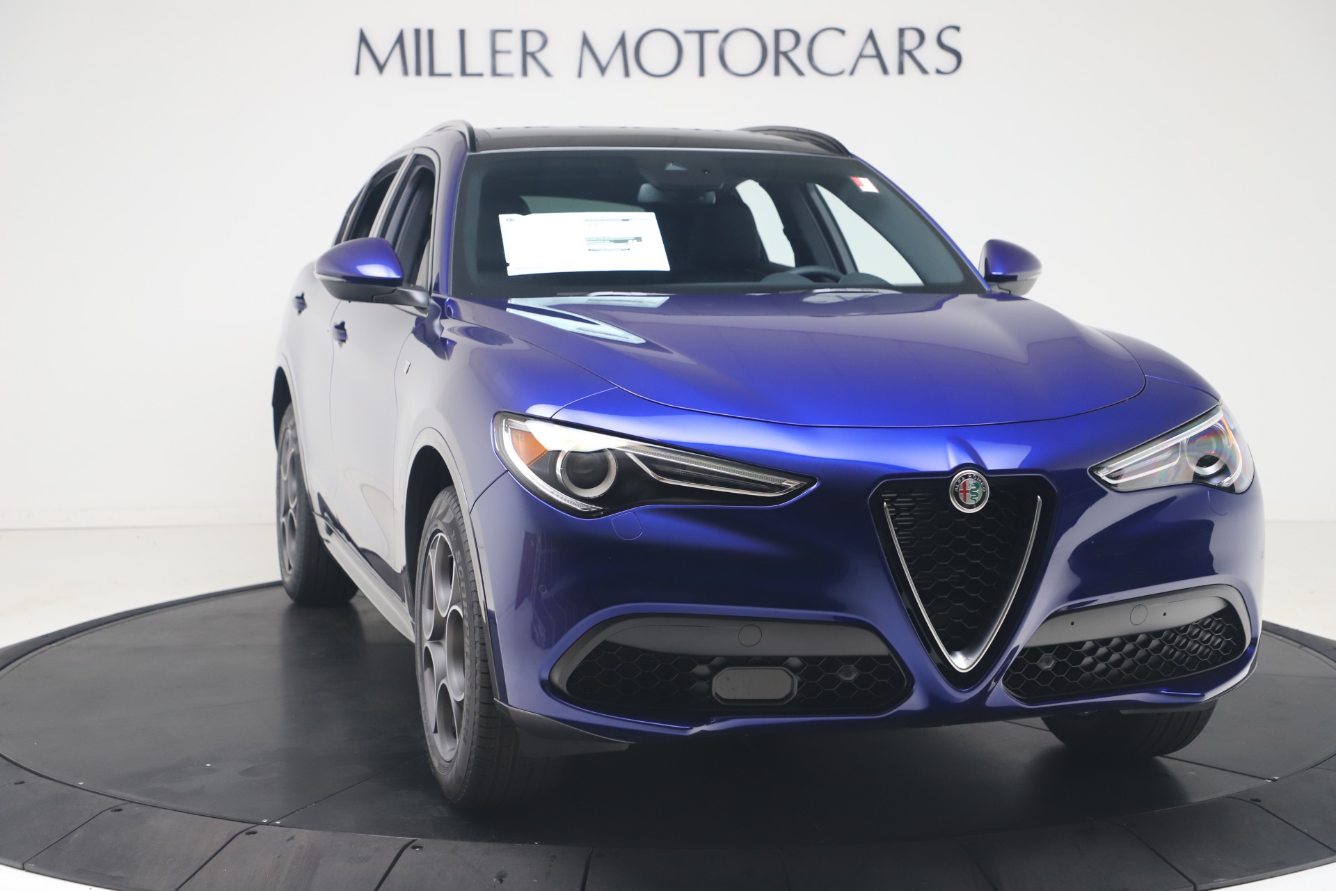 New 2022 Alfa Romeo Stelvio Ti | St. Petersburg, FL