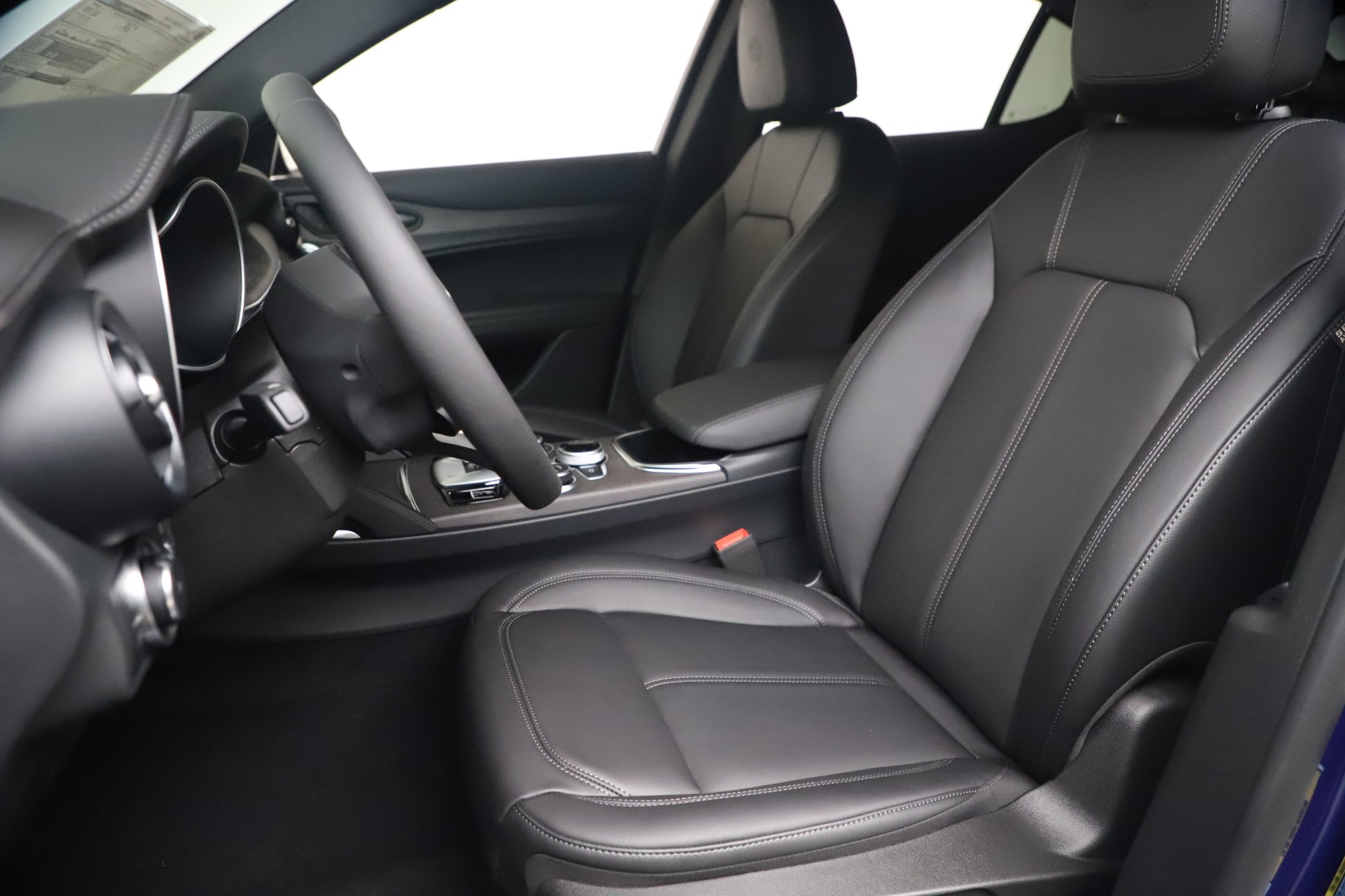 New 2022 Alfa Romeo Stelvio Ti | St. Petersburg, FL