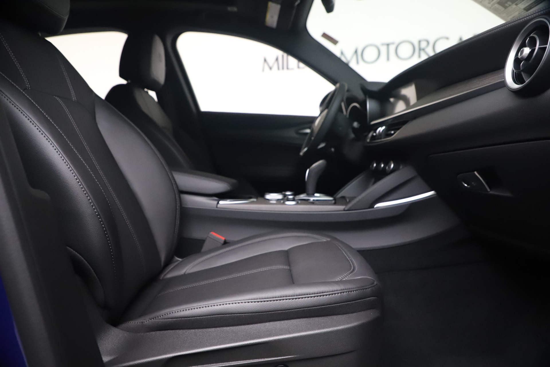 New 2022 Alfa Romeo Stelvio Ti | St. Petersburg, FL