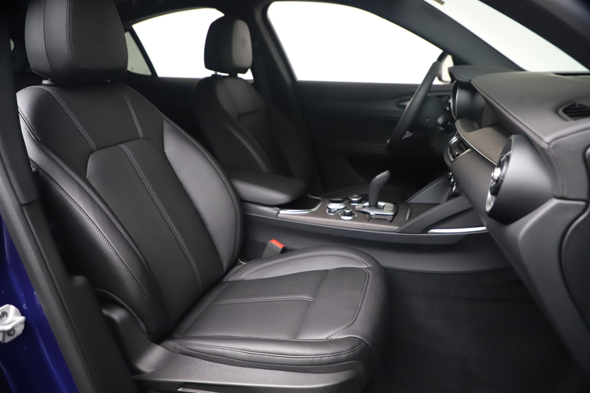 New 2022 Alfa Romeo Stelvio Ti | St. Petersburg, FL