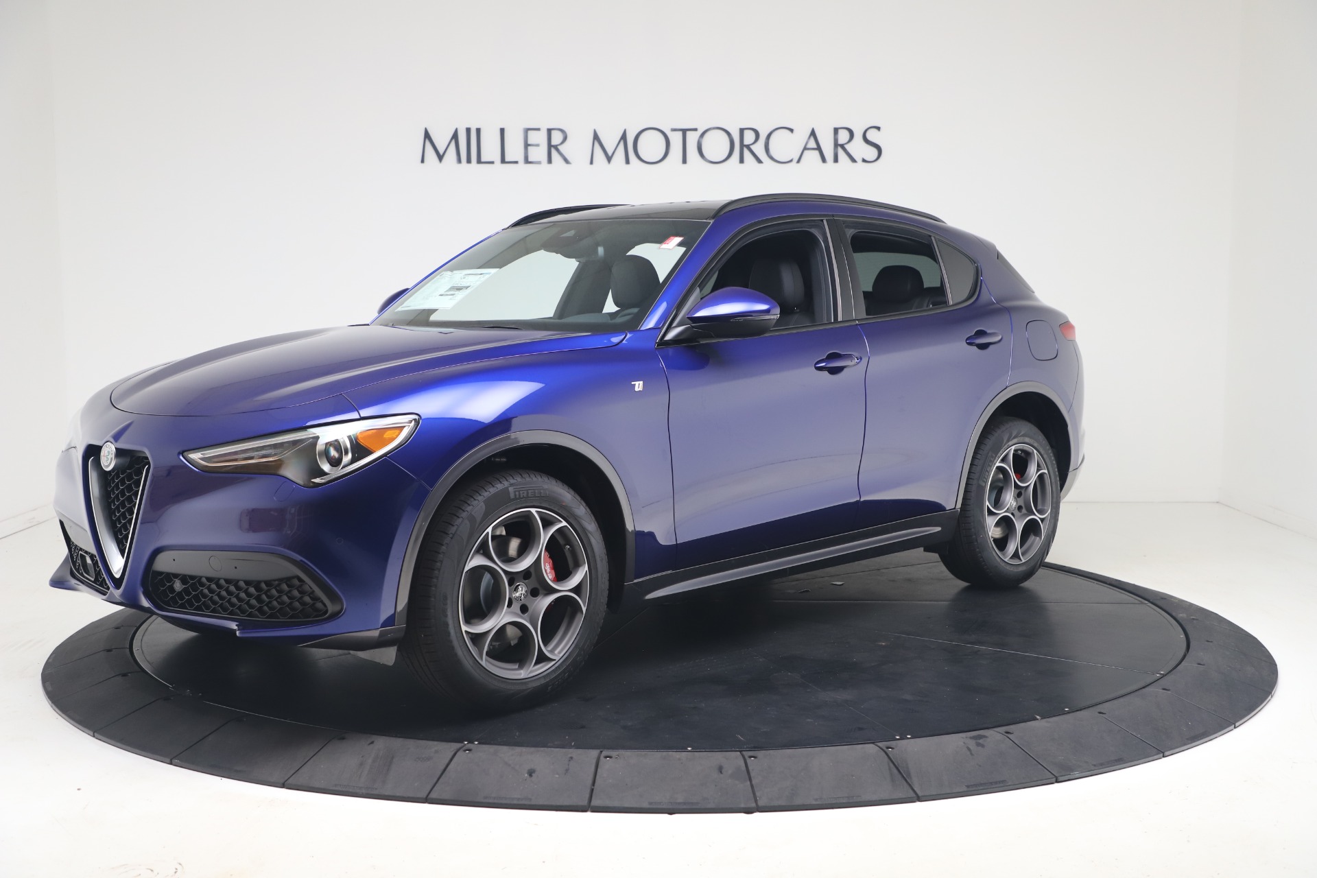 New 2022 Alfa Romeo Stelvio Ti | St. Petersburg, FL