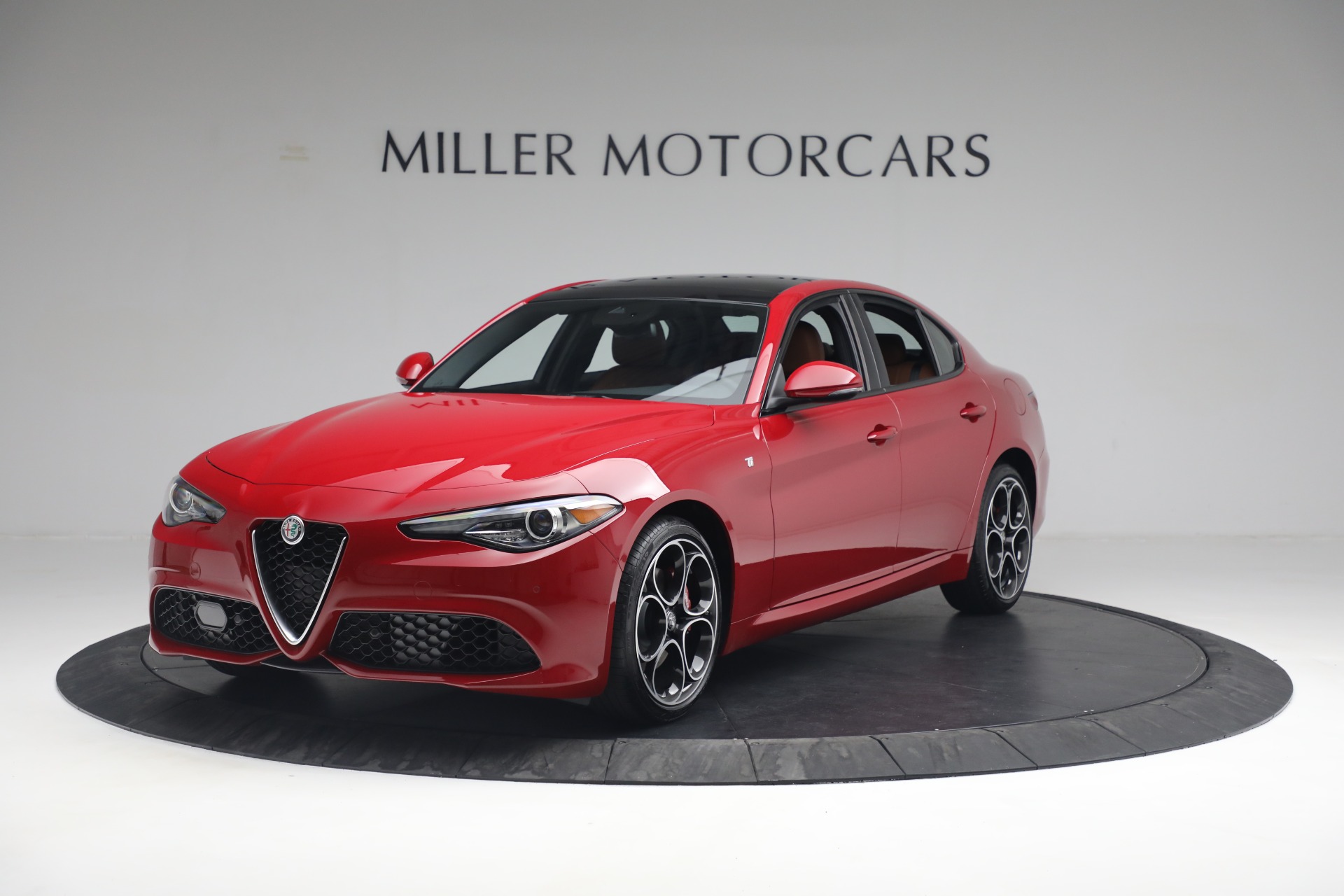 New 2022 Alfa Romeo Giulia Ti | St. Petersburg, FL