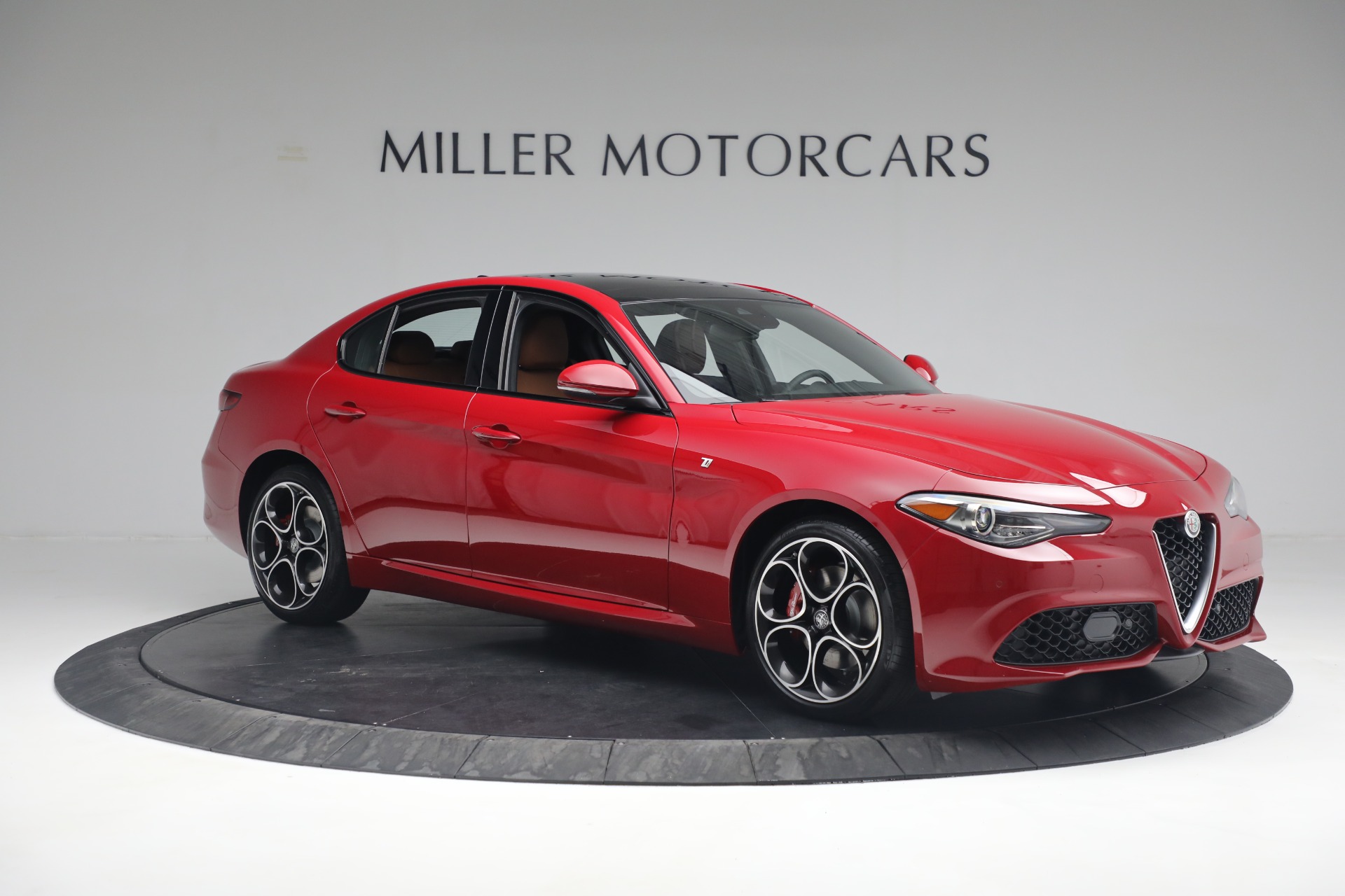 New 2022 Alfa Romeo Giulia Ti | St. Petersburg, FL
