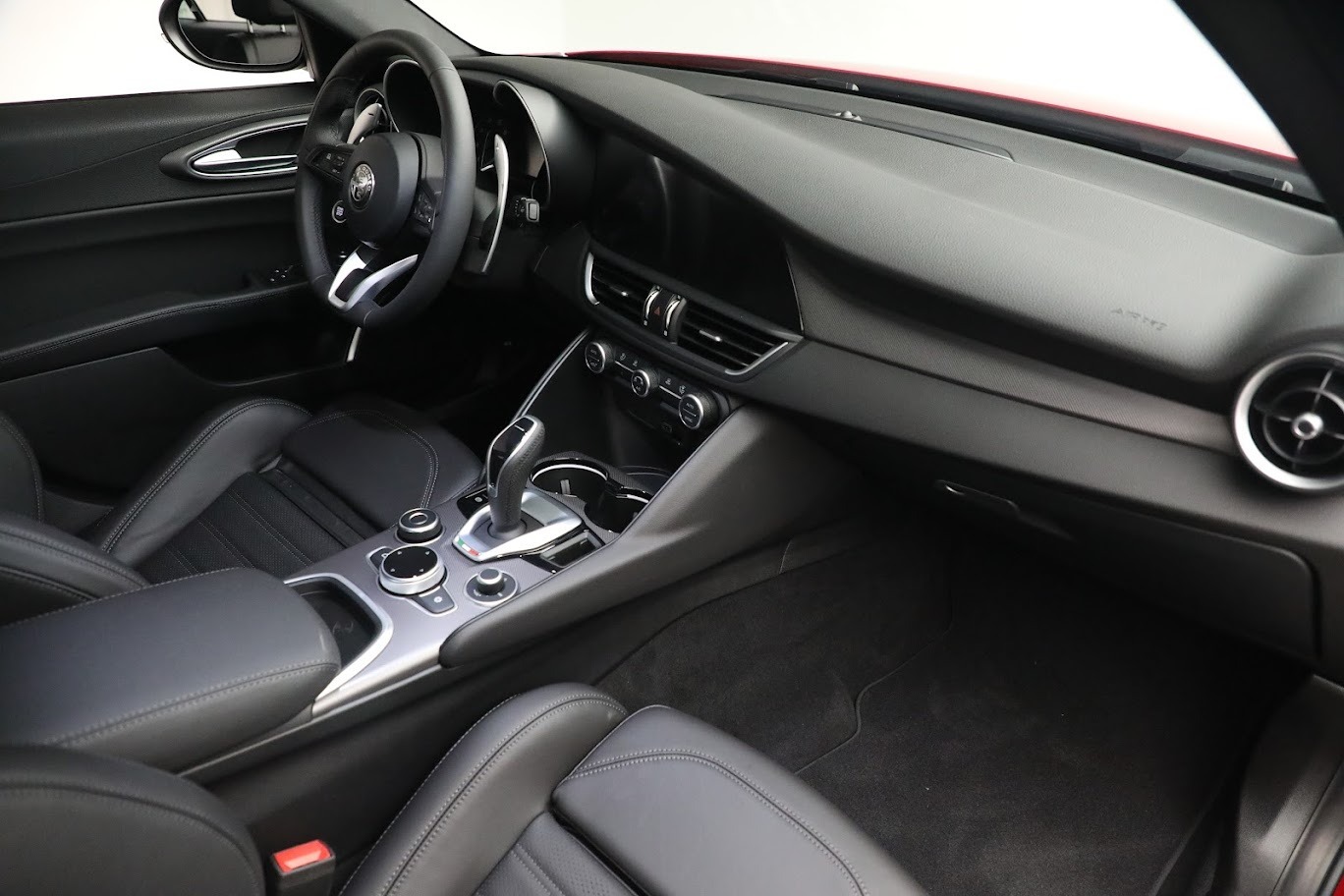 New 2022 Alfa Romeo Giulia Veloce | St. Petersburg, FL