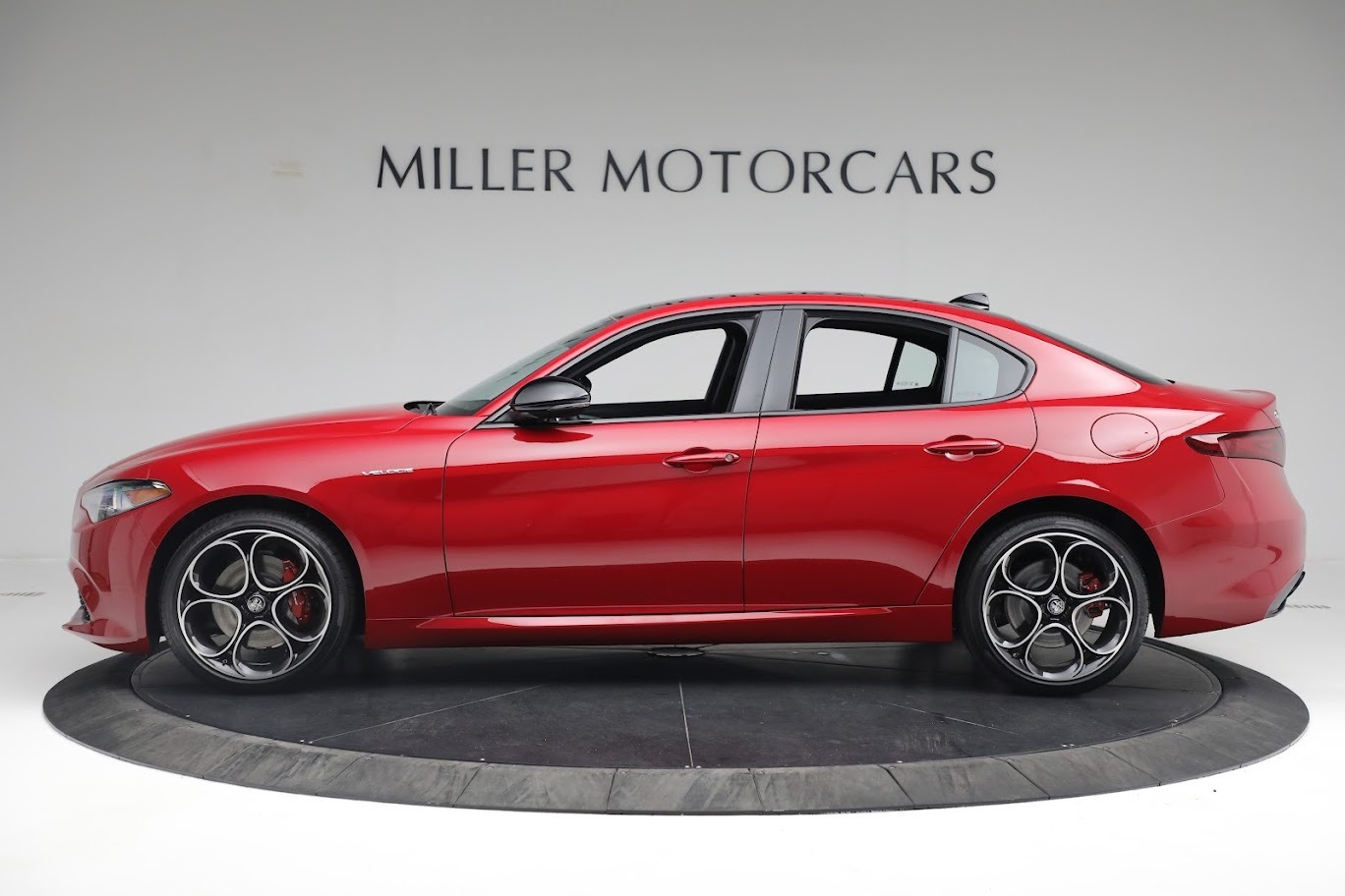 New 2022 Alfa Romeo Giulia Veloce | St. Petersburg, FL
