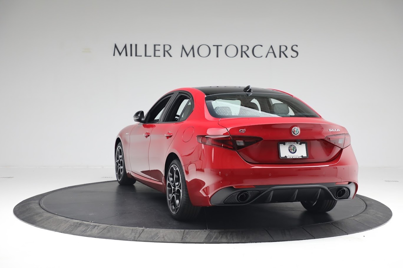 New 2022 Alfa Romeo Giulia Veloce | St. Petersburg, FL
