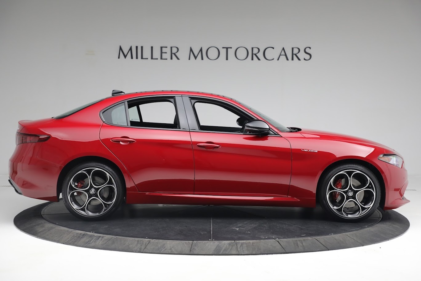 New 2022 Alfa Romeo Giulia Veloce | St. Petersburg, FL