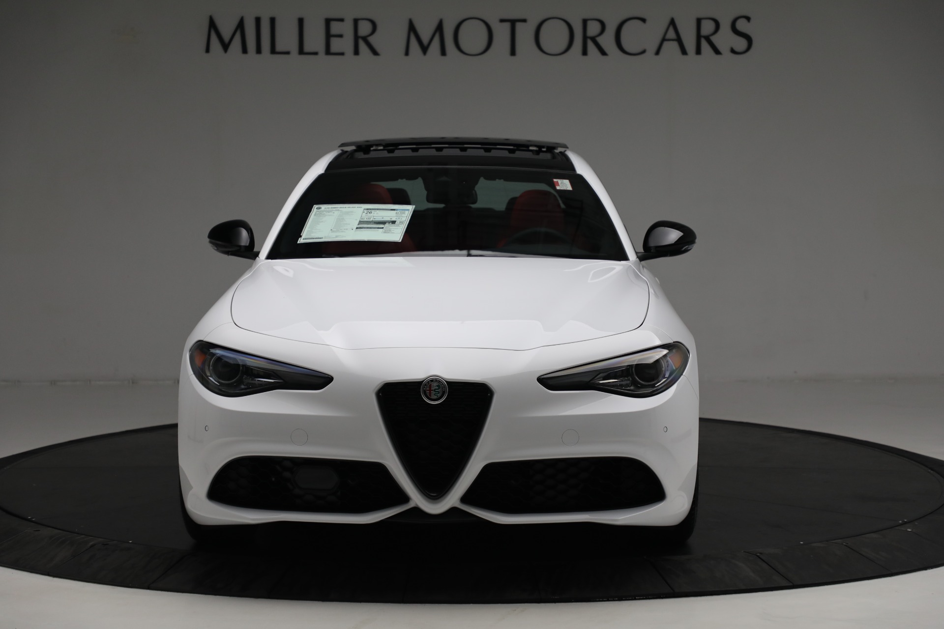New 2022 Alfa Romeo Giulia Veloce | St. Petersburg, FL