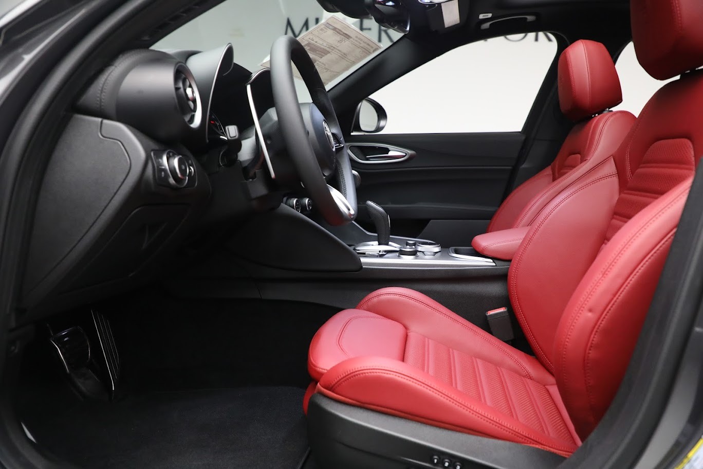 New 2022 Alfa Romeo Giulia Veloce | St. Petersburg, FL
