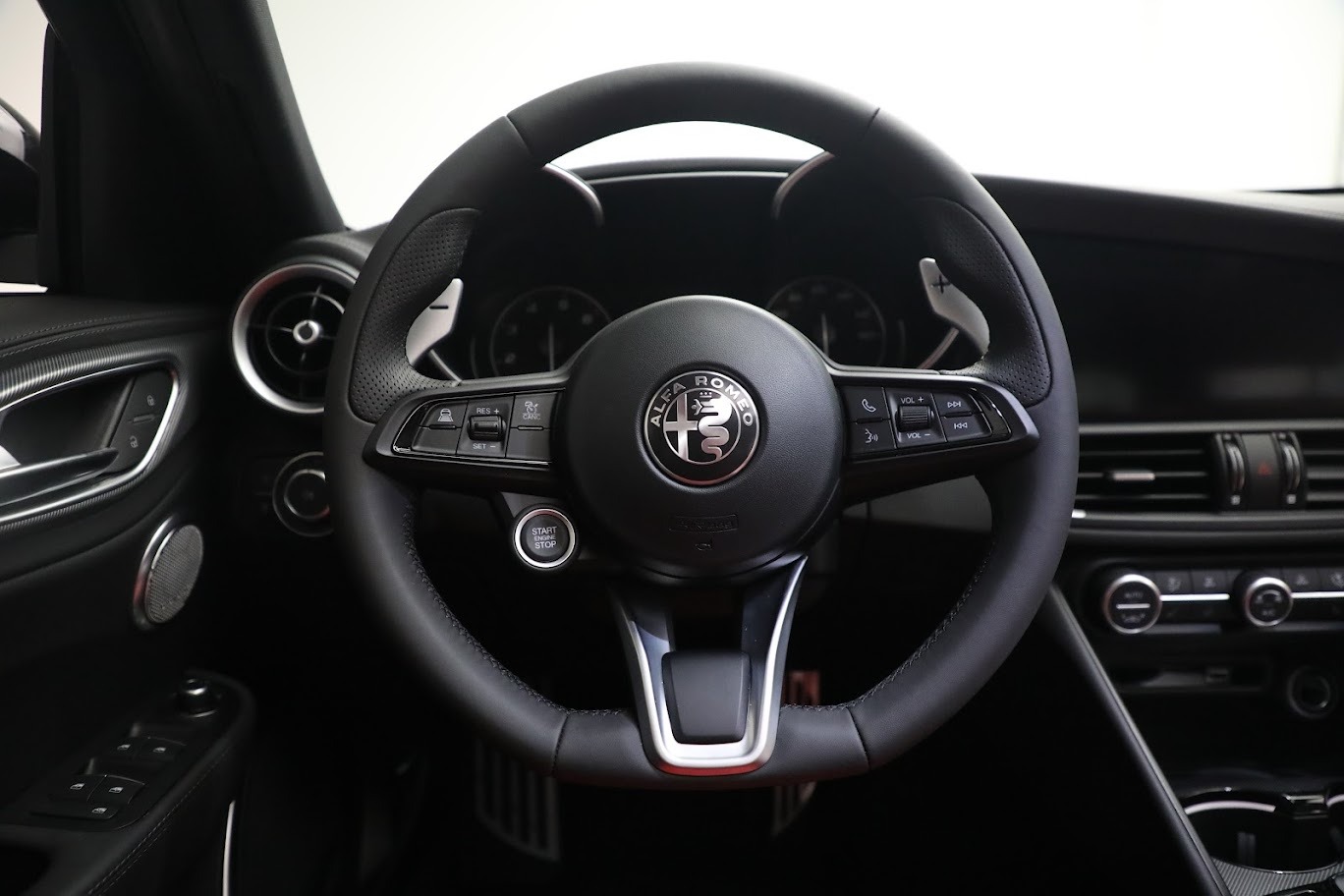 New 2022 Alfa Romeo Giulia Veloce | St. Petersburg, FL
