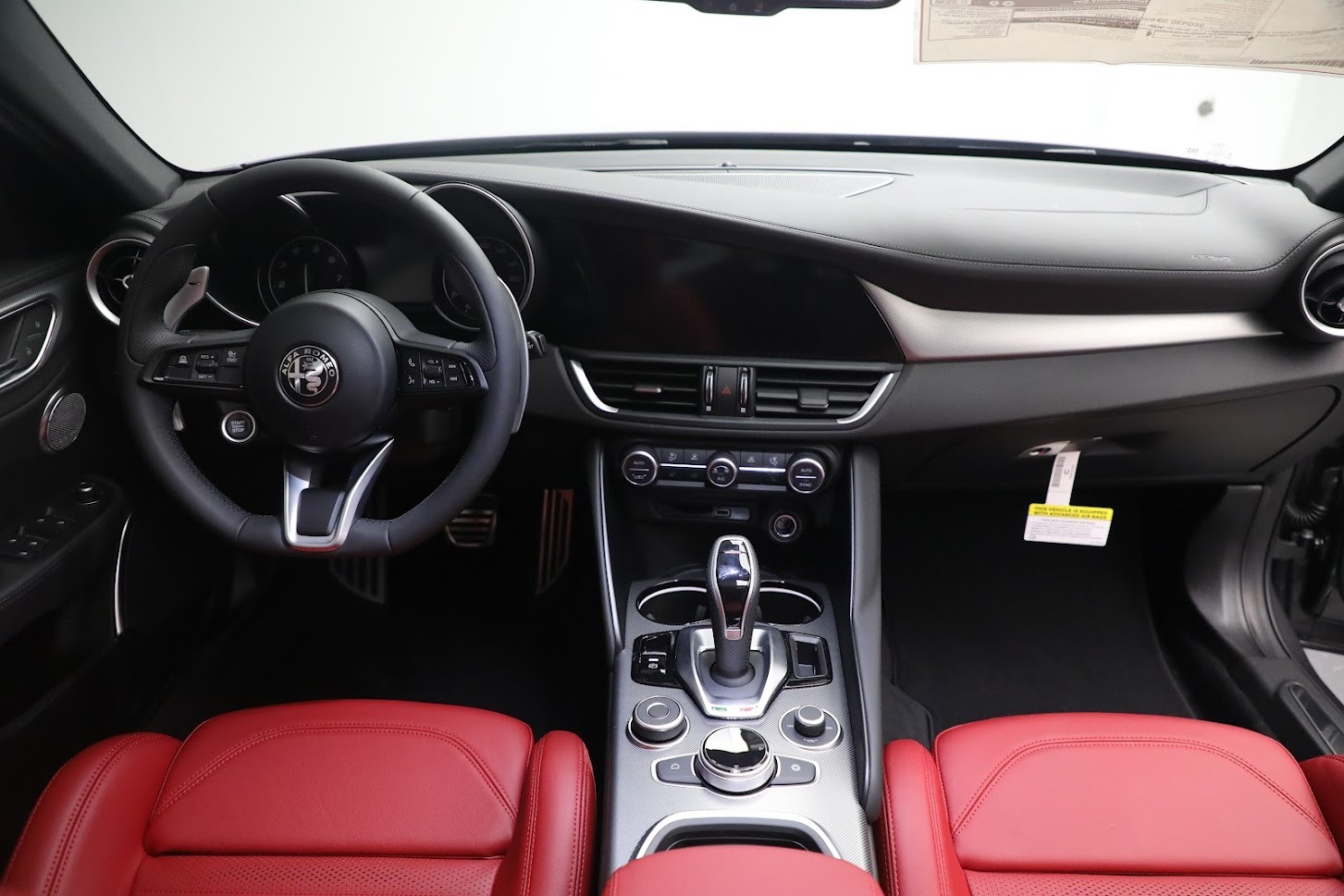 New 2022 Alfa Romeo Giulia Veloce | St. Petersburg, FL
