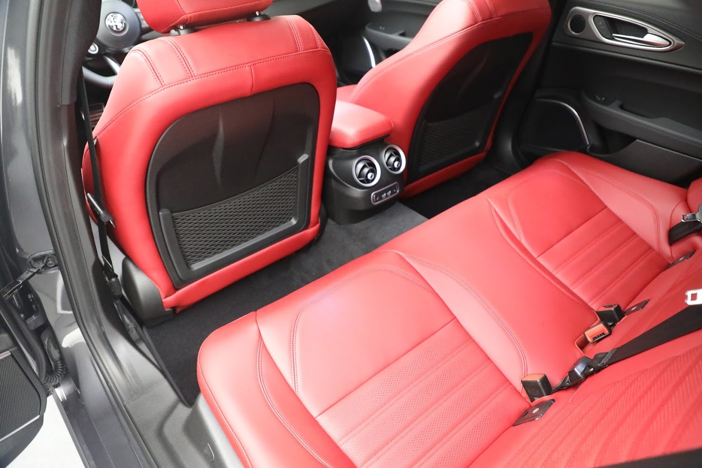 New 2022 Alfa Romeo Giulia Veloce | St. Petersburg, FL