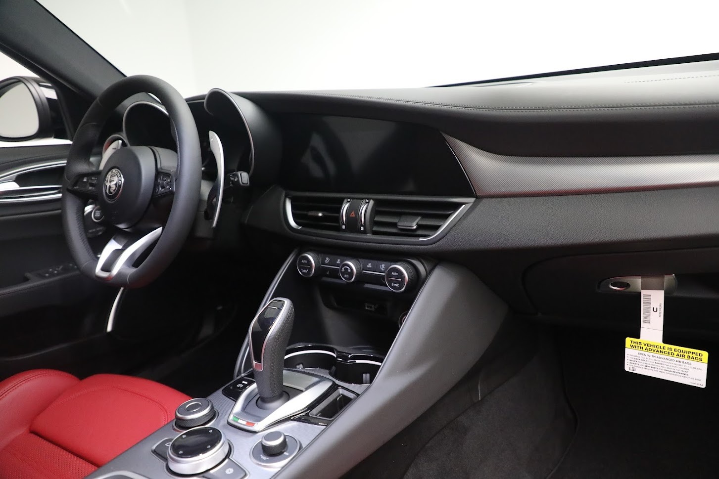 New 2022 Alfa Romeo Giulia Veloce | St. Petersburg, FL