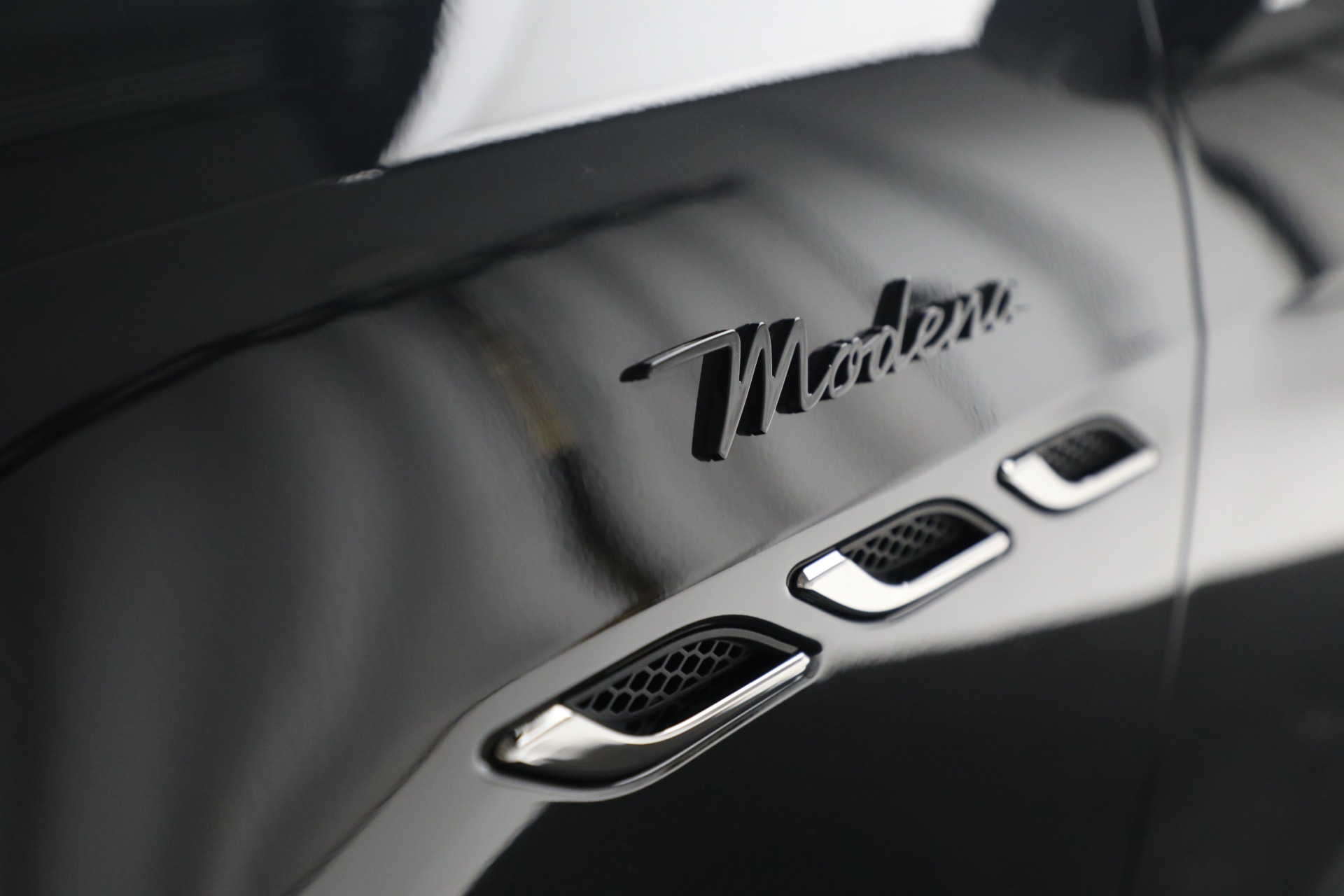 New 2022 Maserati Ghibli Modena Q4 | St. Petersburg, FL