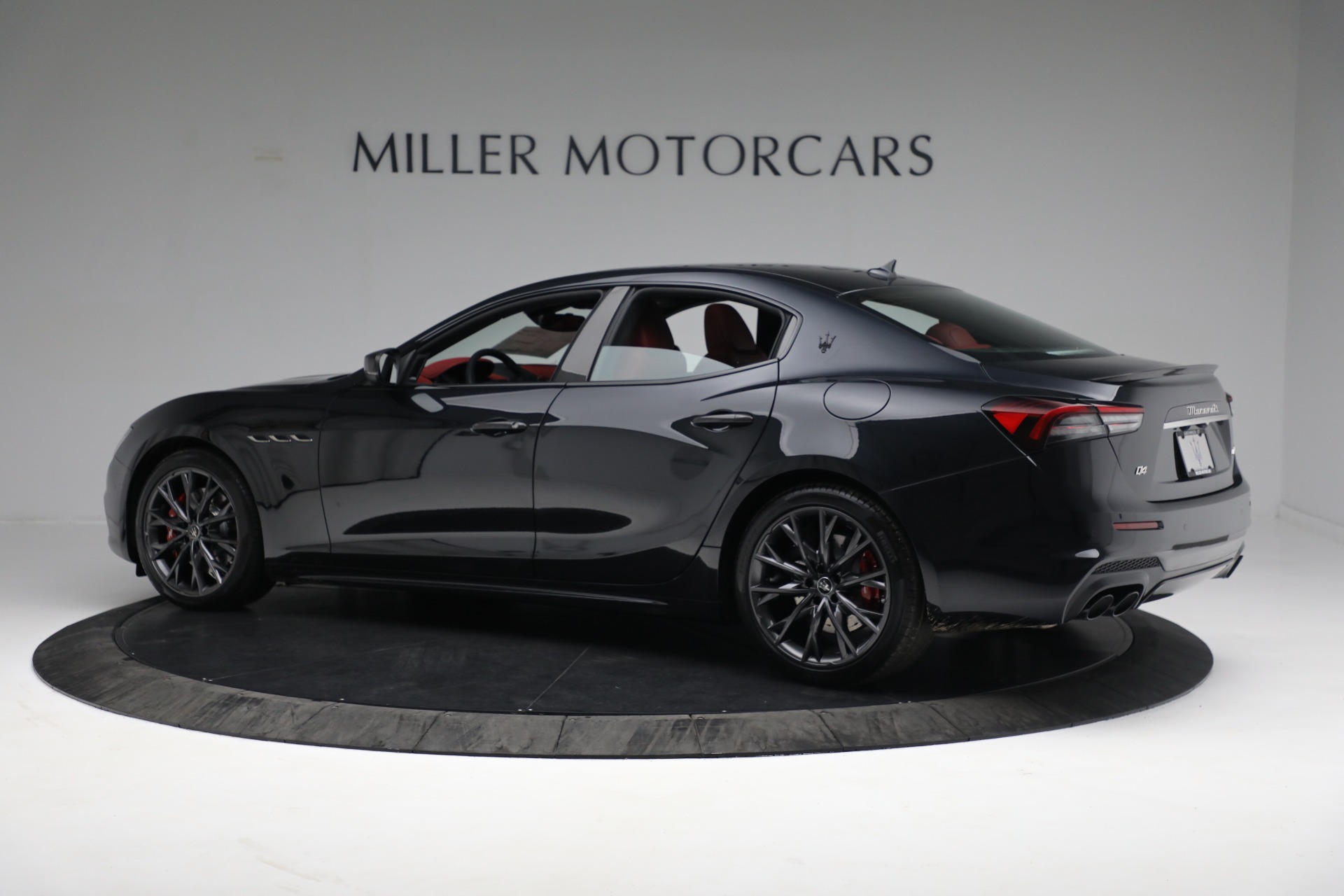 New 2022 Maserati Ghibli Modena Q4 | St. Petersburg, FL