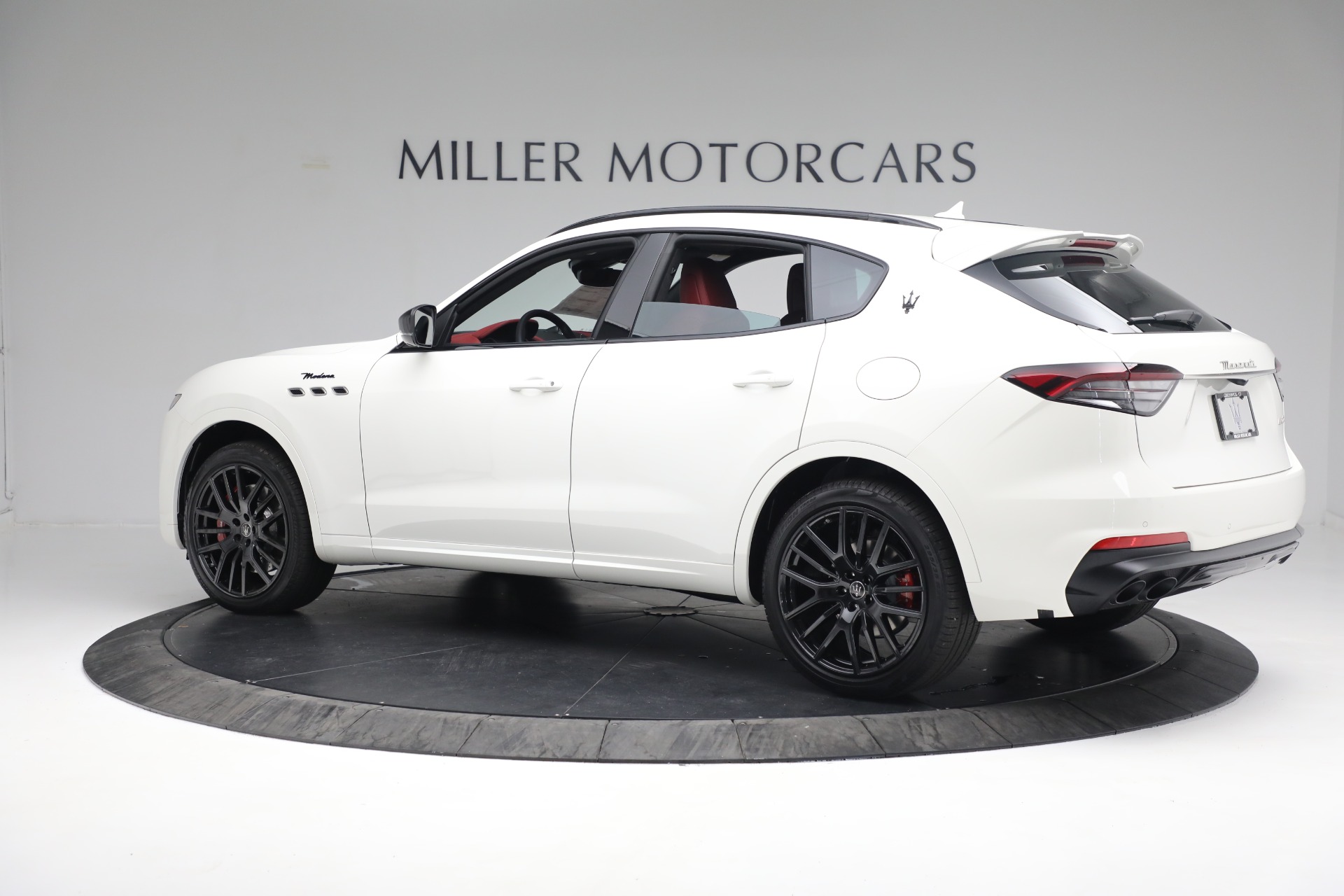 New 2022 Maserati Levante Modena | St. Petersburg, FL
