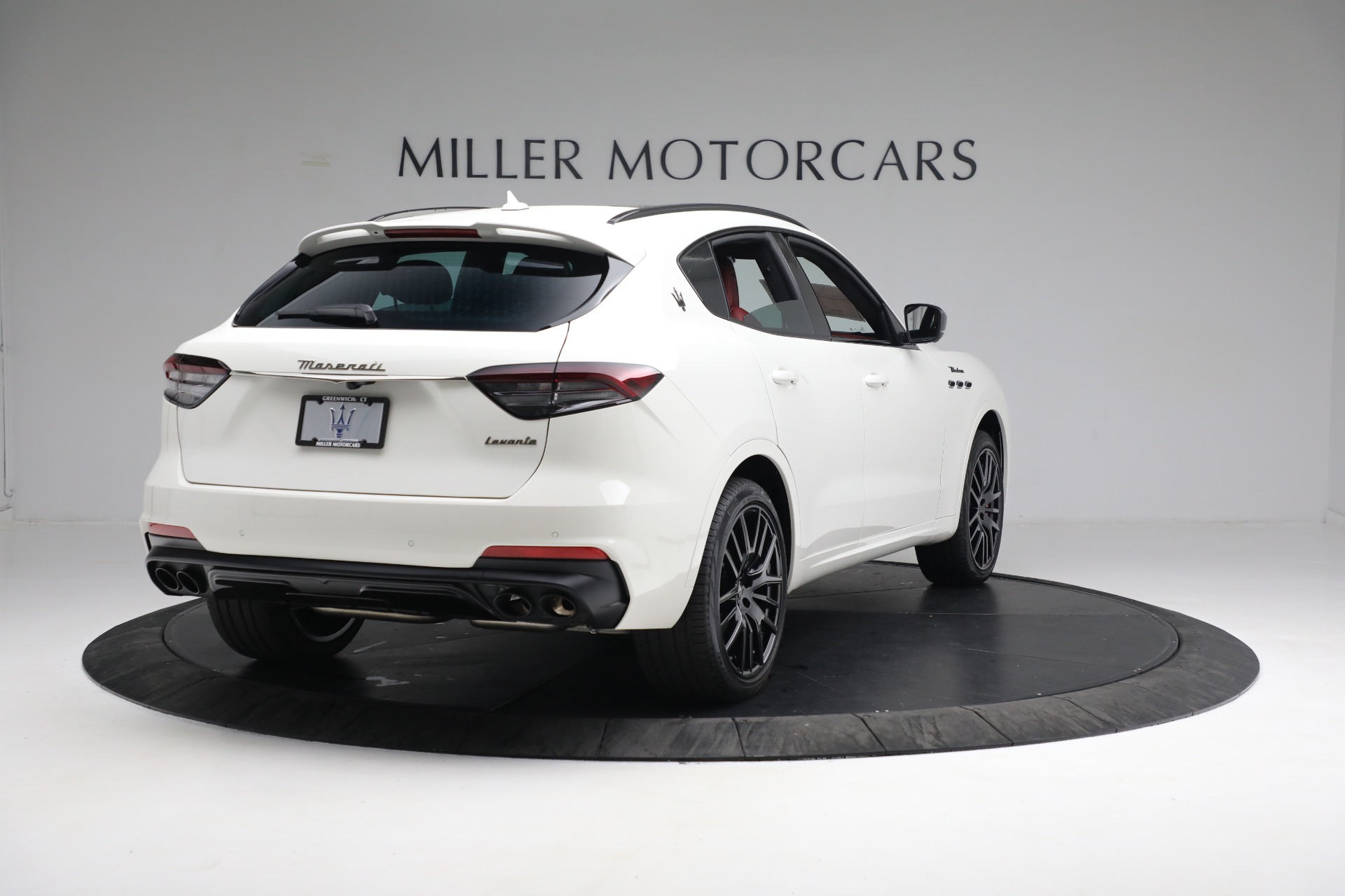 New 2022 Maserati Levante Modena | St. Petersburg, FL