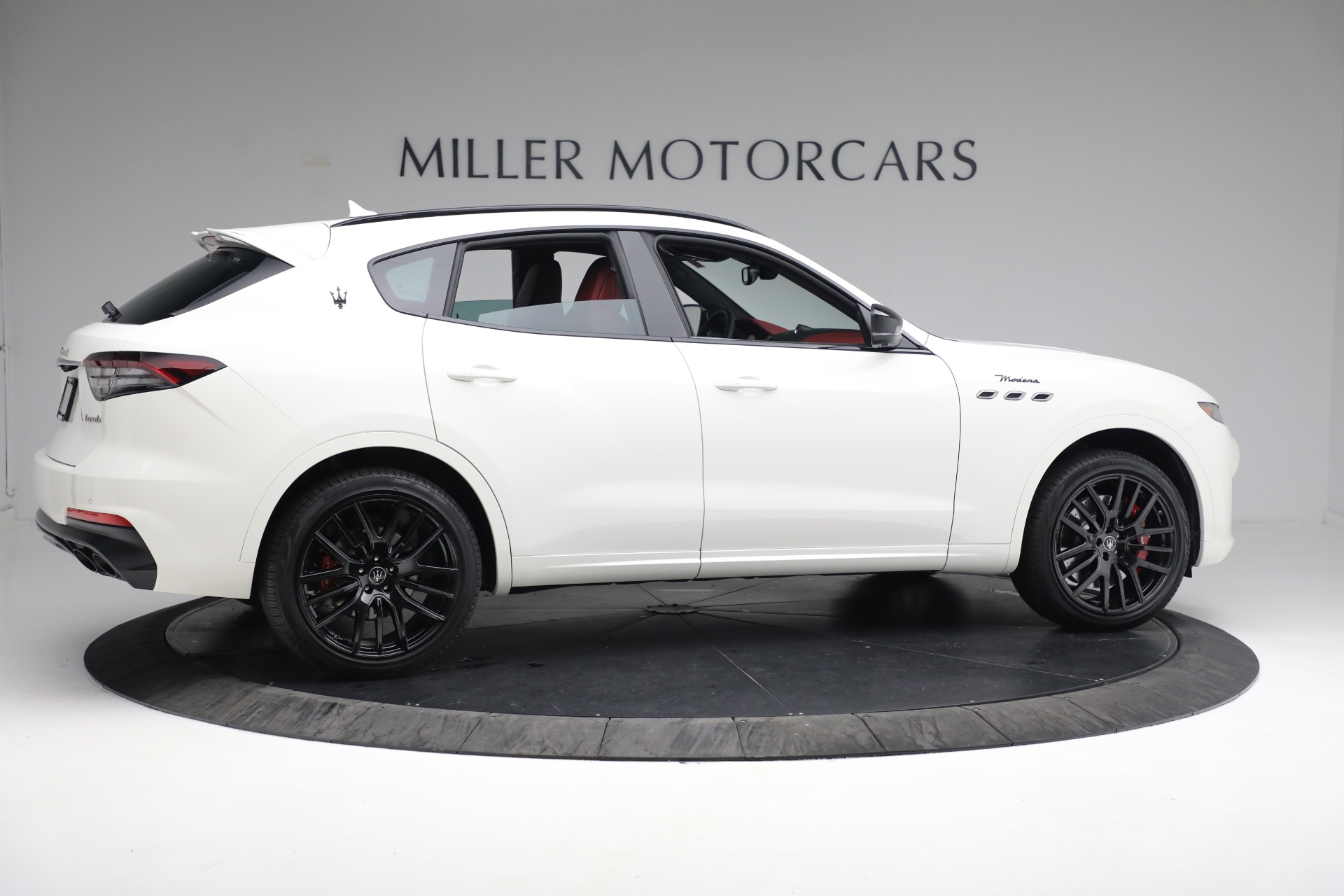 New 2022 Maserati Levante Modena | St. Petersburg, FL