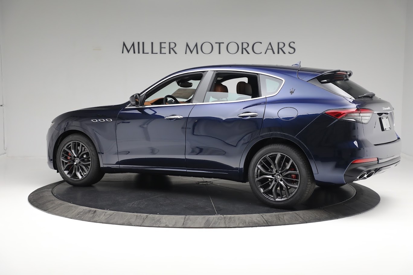 New 2022 Maserati Levante Modena | St. Petersburg, FL