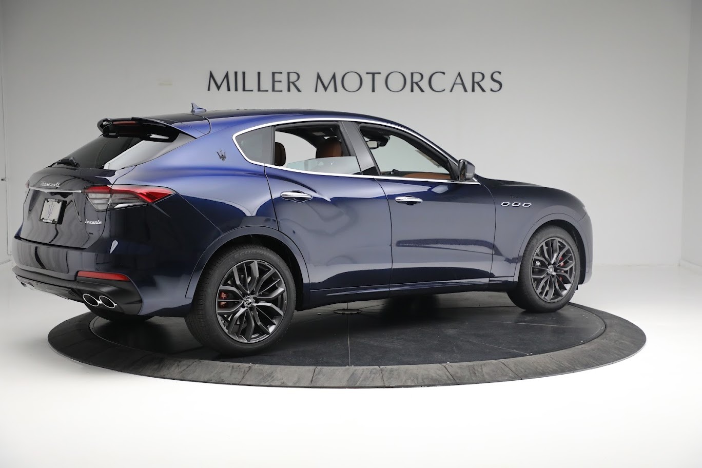 New 2022 Maserati Levante Modena | St. Petersburg, FL