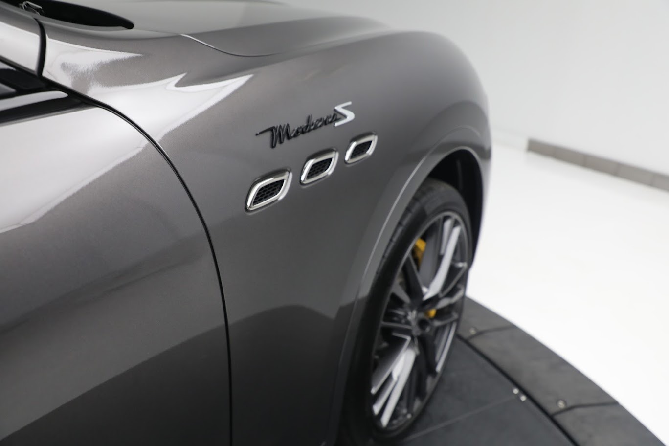 New 2022 Maserati Levante Modena S | St. Petersburg, FL