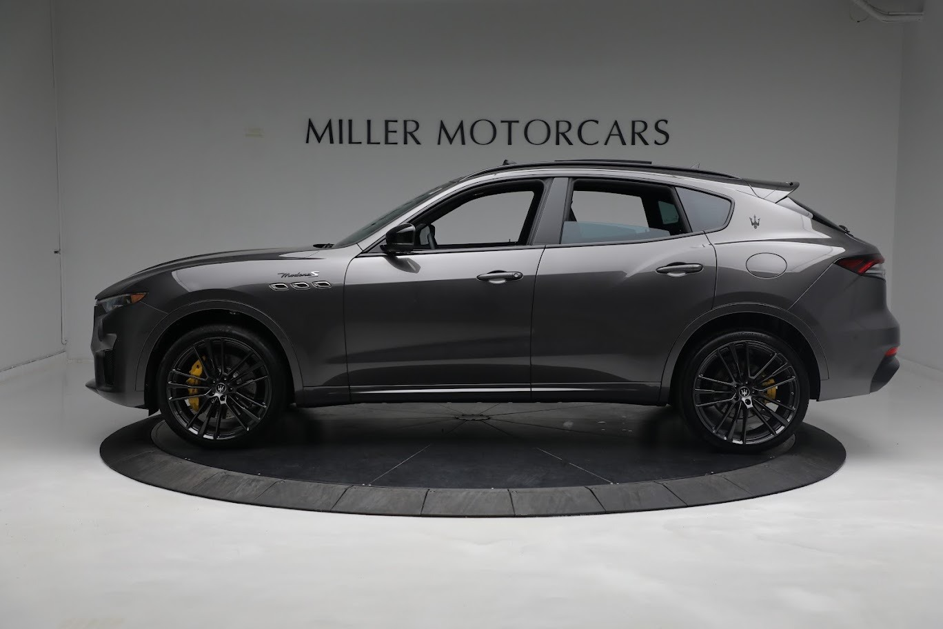 New 2022 Maserati Levante Modena S | St. Petersburg, FL