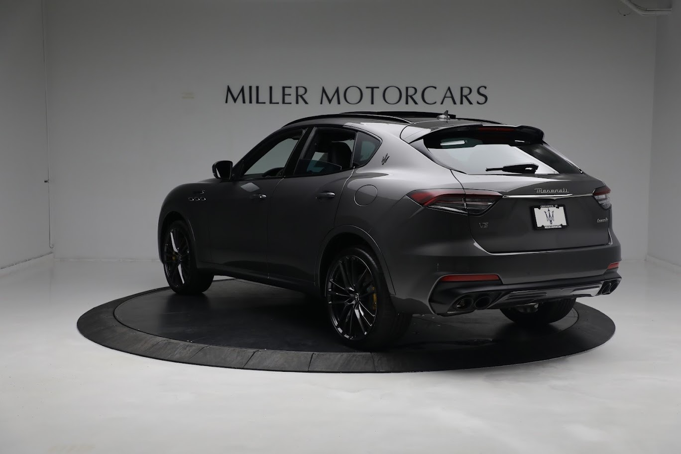New 2022 Maserati Levante Modena S | St. Petersburg, FL
