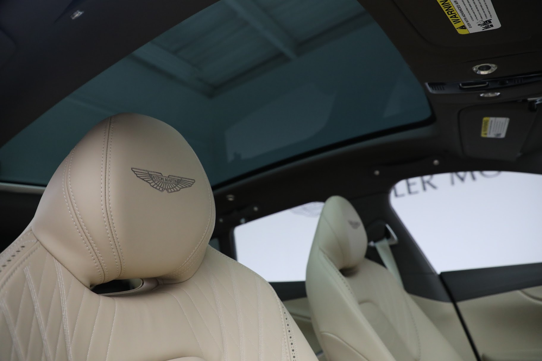 Used 2022 Aston Martin DBX | St. Petersburg, FL
