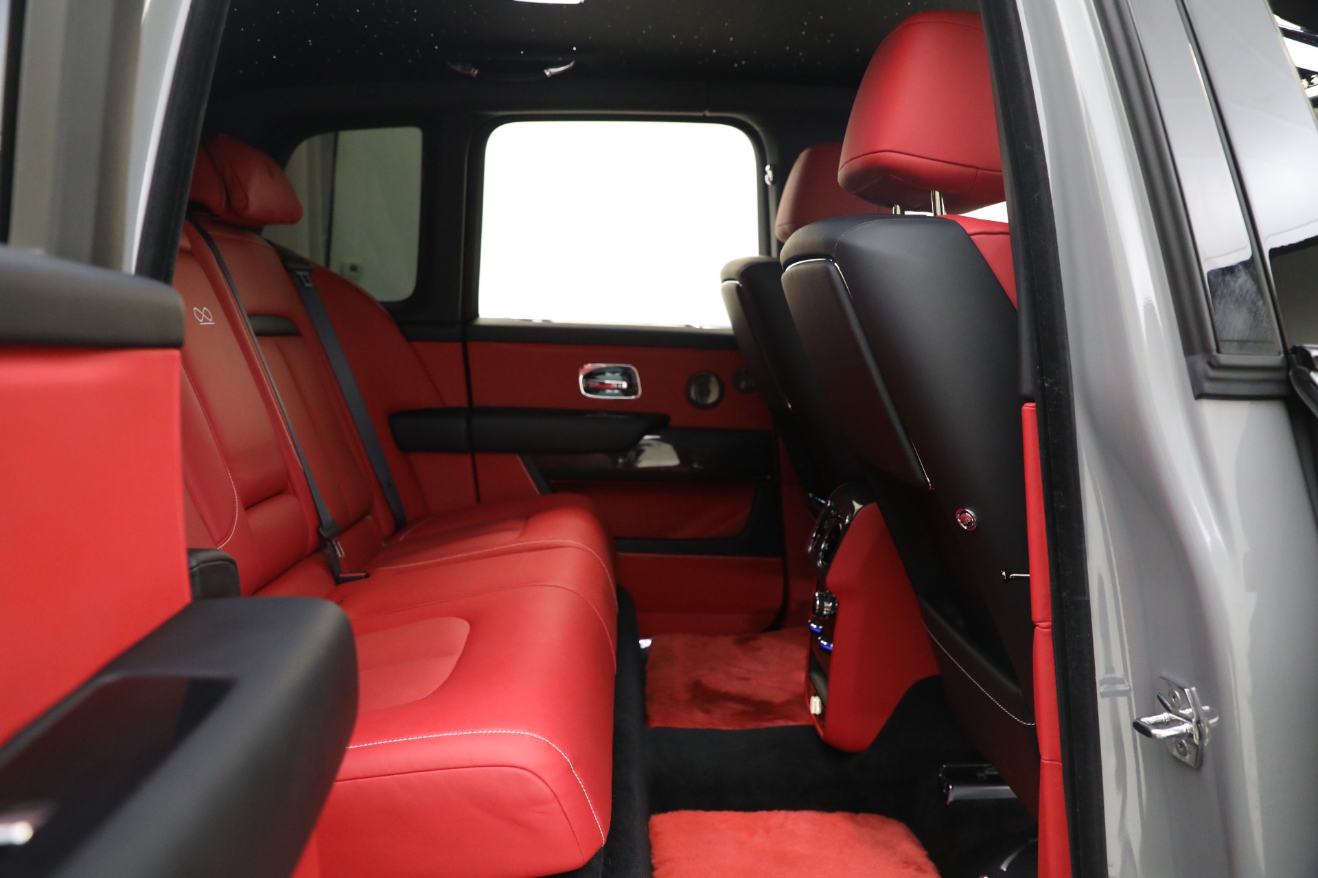 New 2022 Rolls-Royce Cullinan Black Badge | St. Petersburg, FL