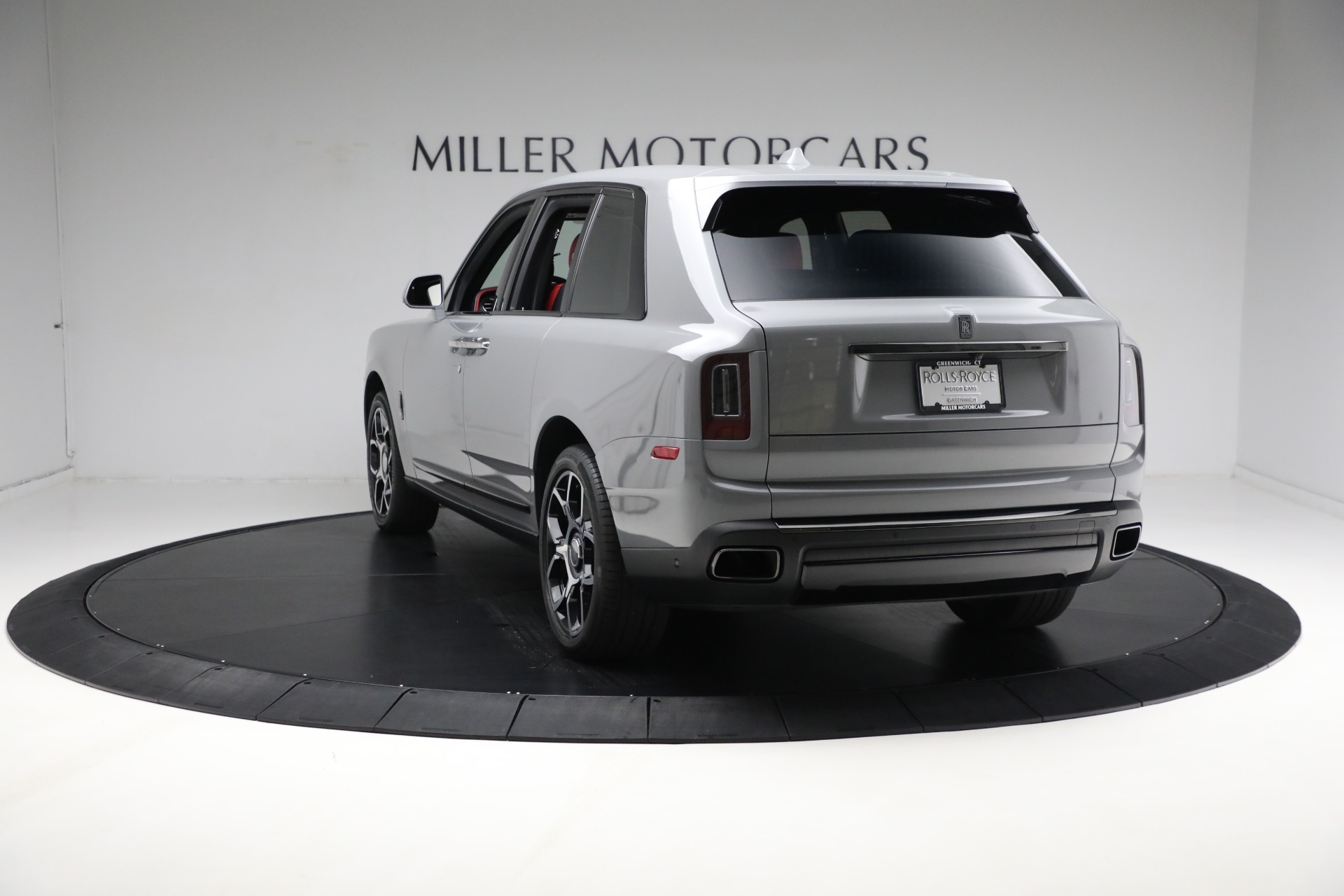 New 2022 Rolls-Royce Cullinan Black Badge | St. Petersburg, FL