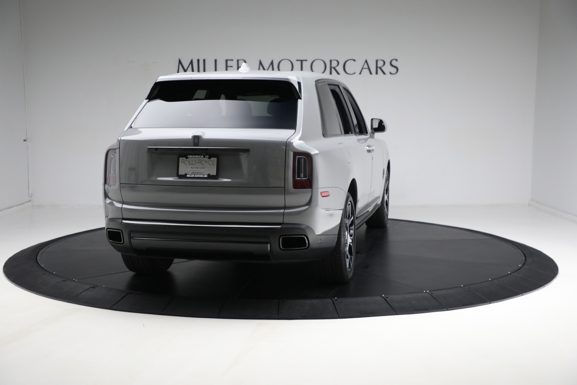 New 2022 Rolls-Royce Cullinan Black Badge | St. Petersburg, FL