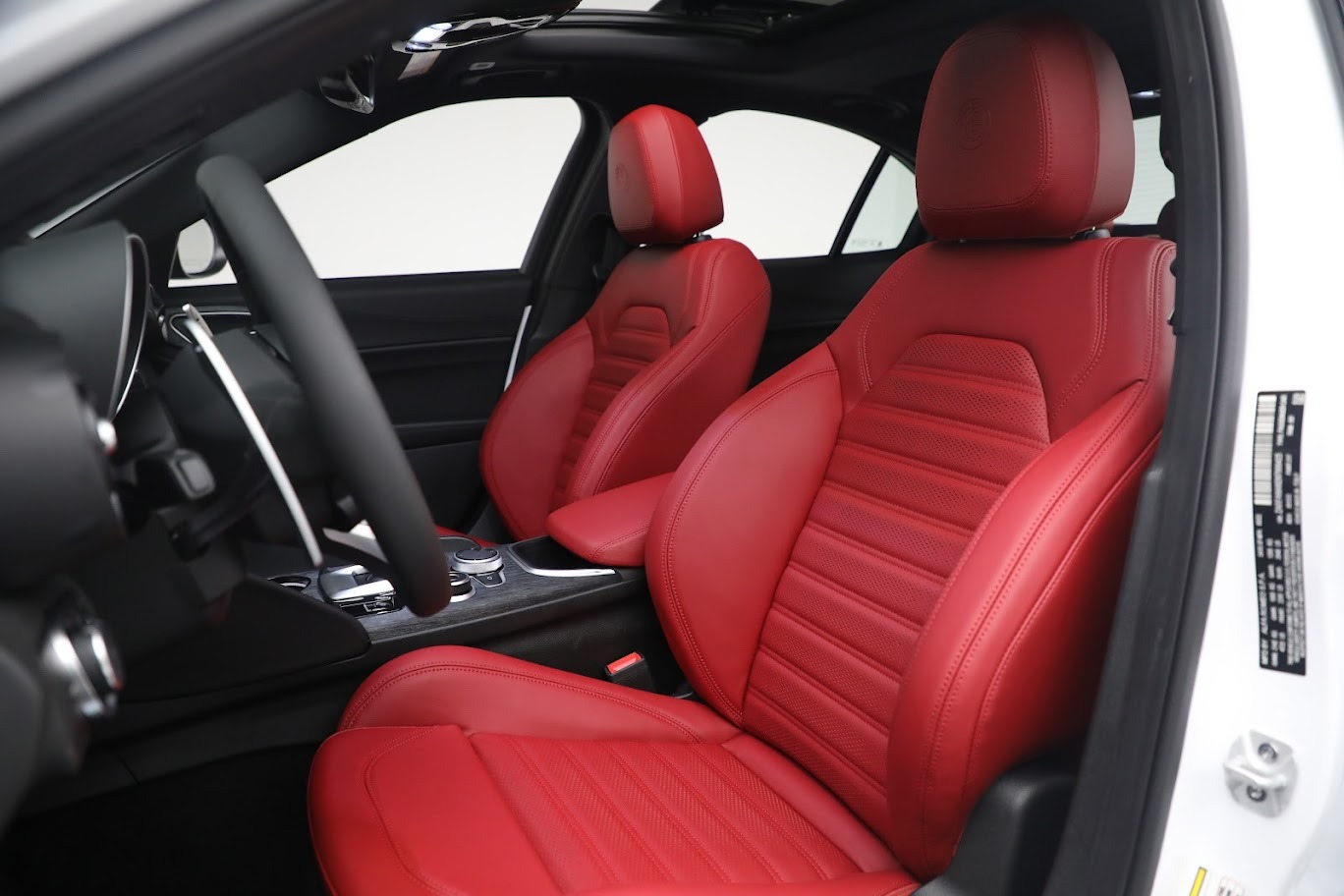 New 2022 Alfa Romeo Giulia Sprint | St. Petersburg, FL