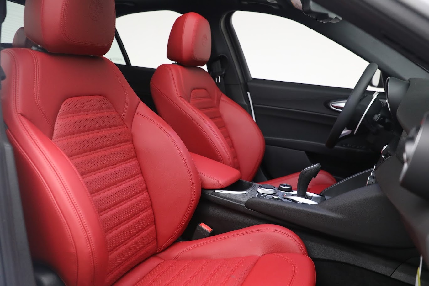 New 2022 Alfa Romeo Giulia Sprint | St. Petersburg, FL