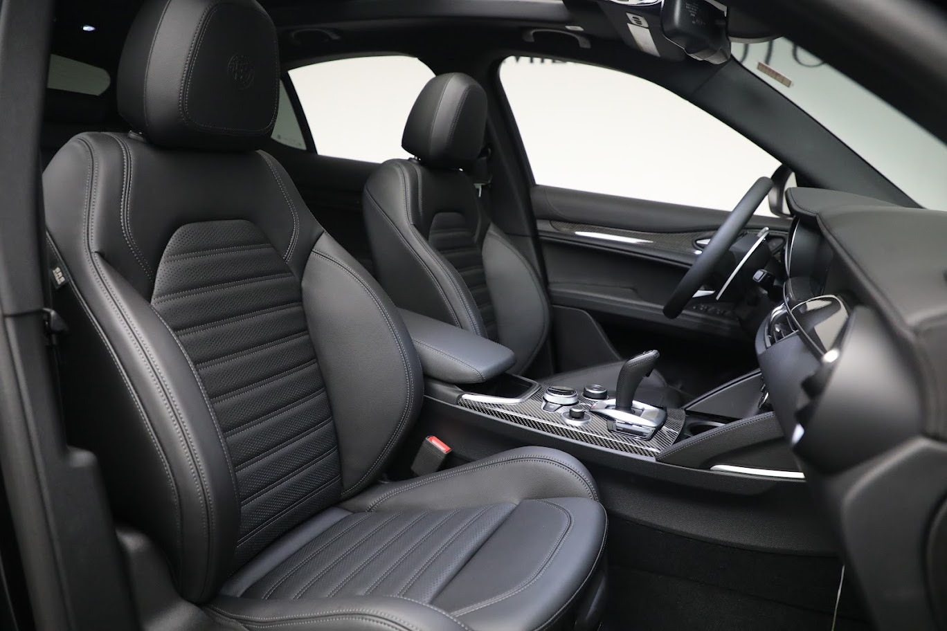 New 2022 Alfa Romeo Stelvio Quadrifoglio | St. Petersburg, FL