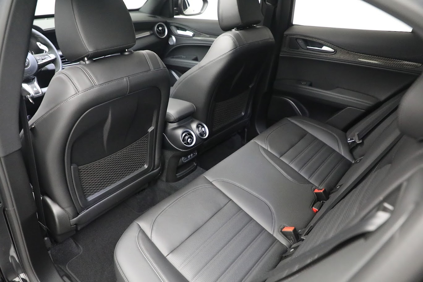 New 2022 Alfa Romeo Stelvio Quadrifoglio | St. Petersburg, FL
