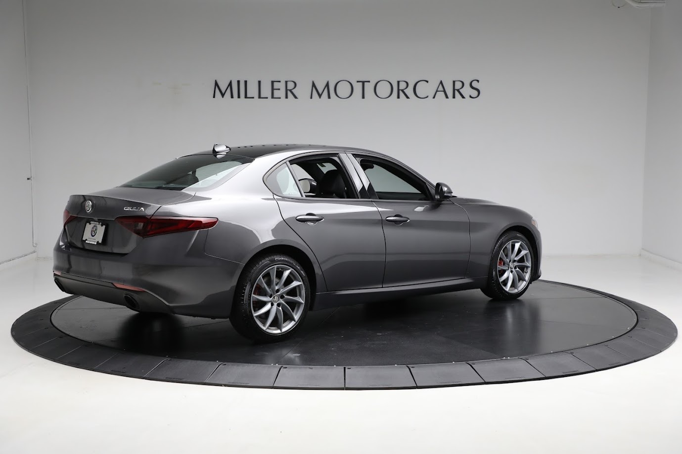 New 2023 Alfa Romeo Giulia Sprint | St. Petersburg, FL