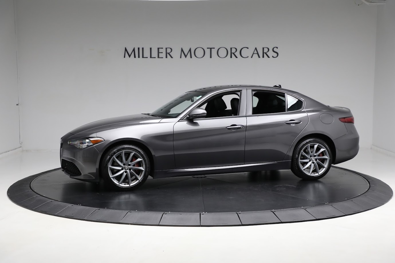 New 2023 Alfa Romeo Giulia Sprint | St. Petersburg, FL