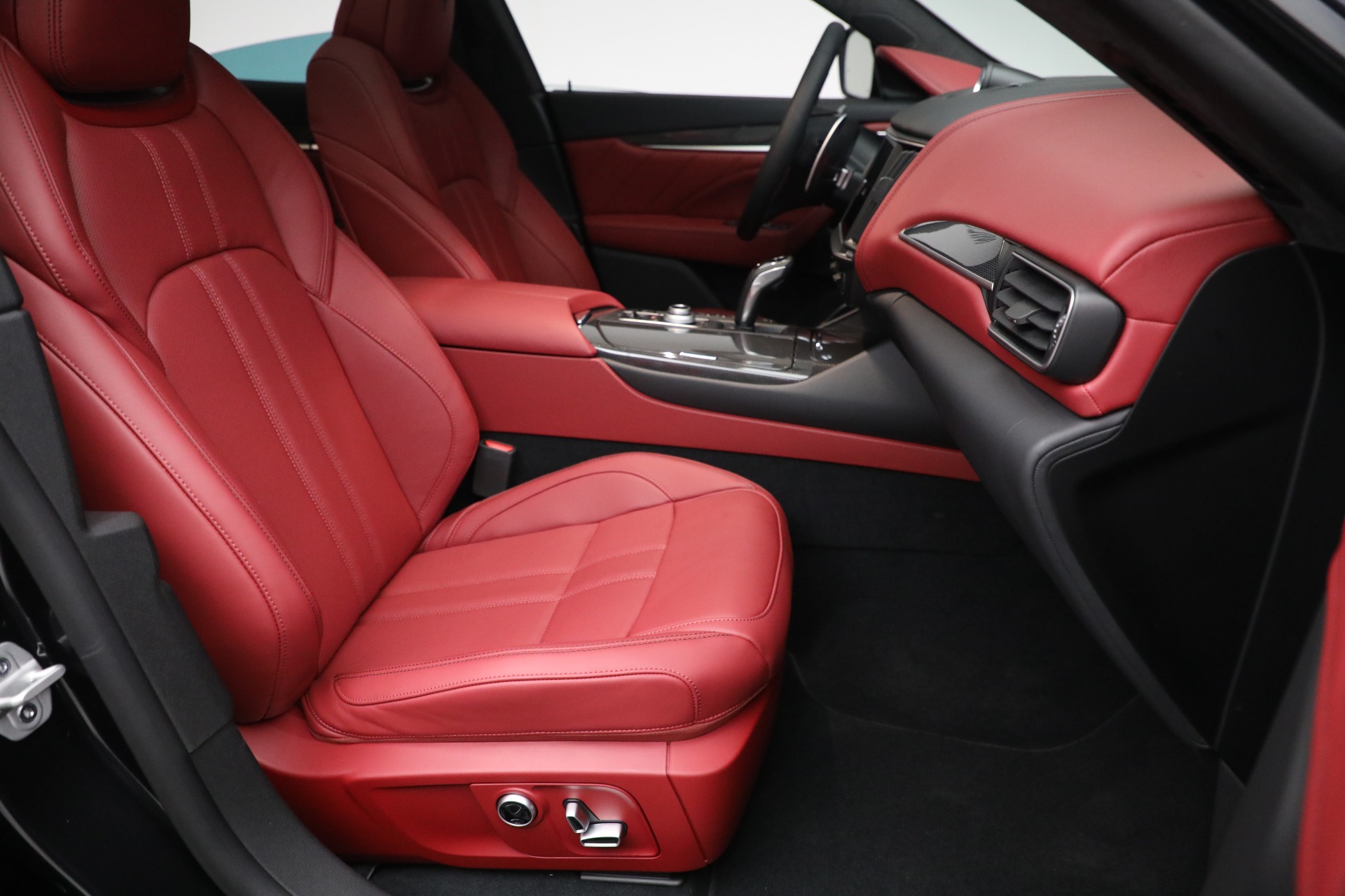 New 2022 Maserati Levante Modena | St. Petersburg, FL