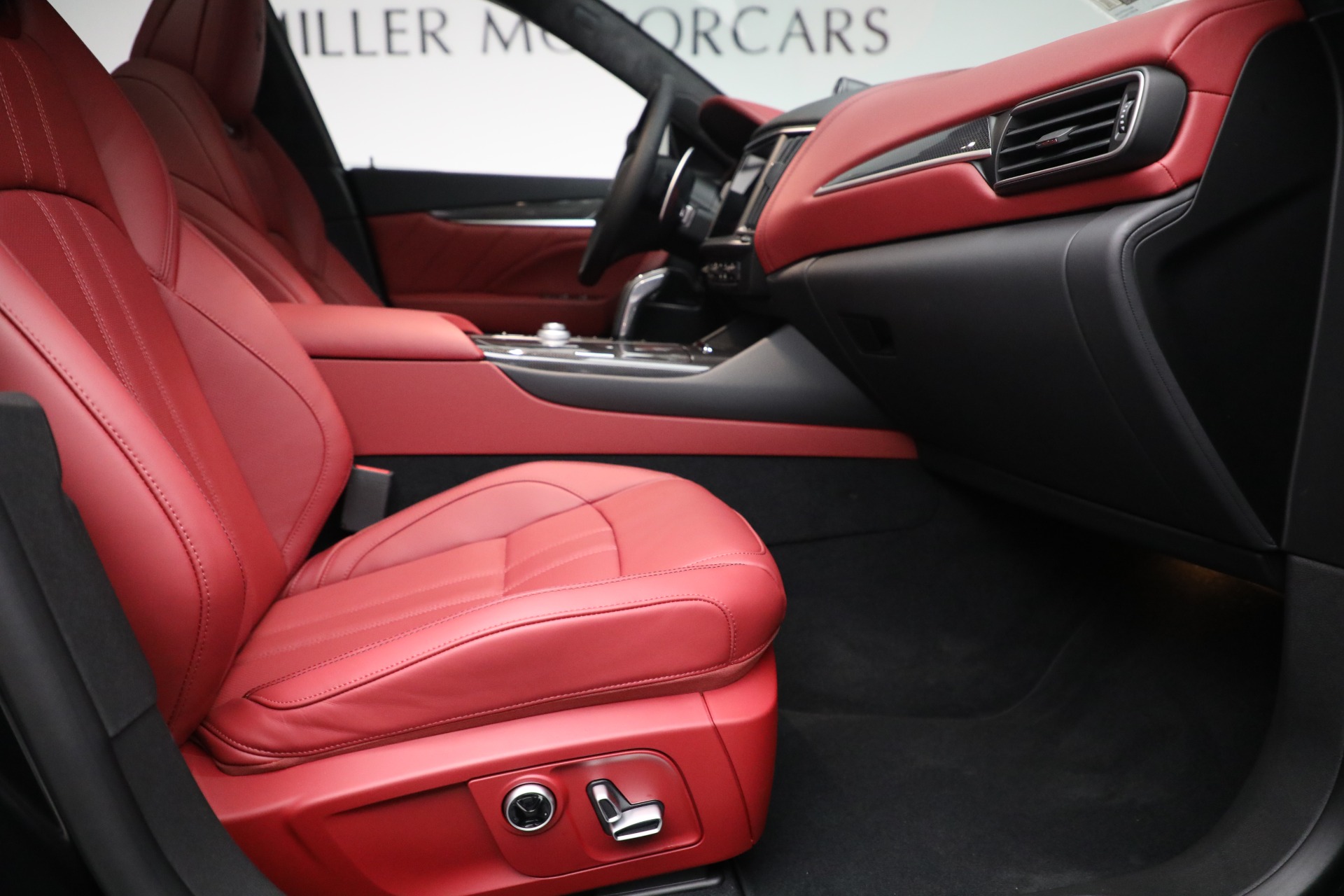New 2022 Maserati Levante Modena | St. Petersburg, FL