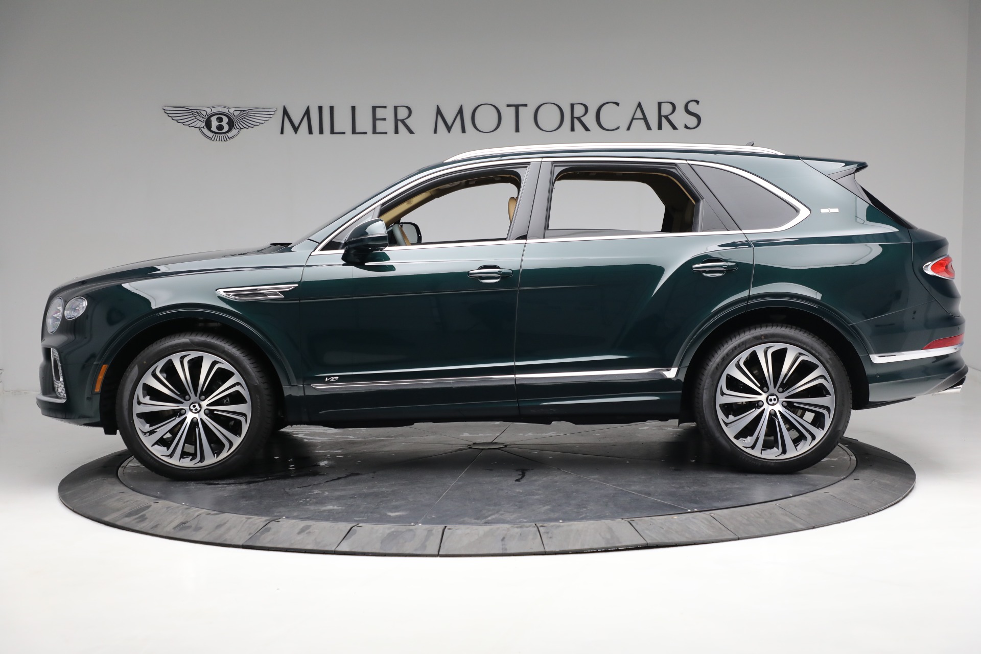 New 2022 Bentley Bentayga V8 First Edition | St. Petersburg, FL