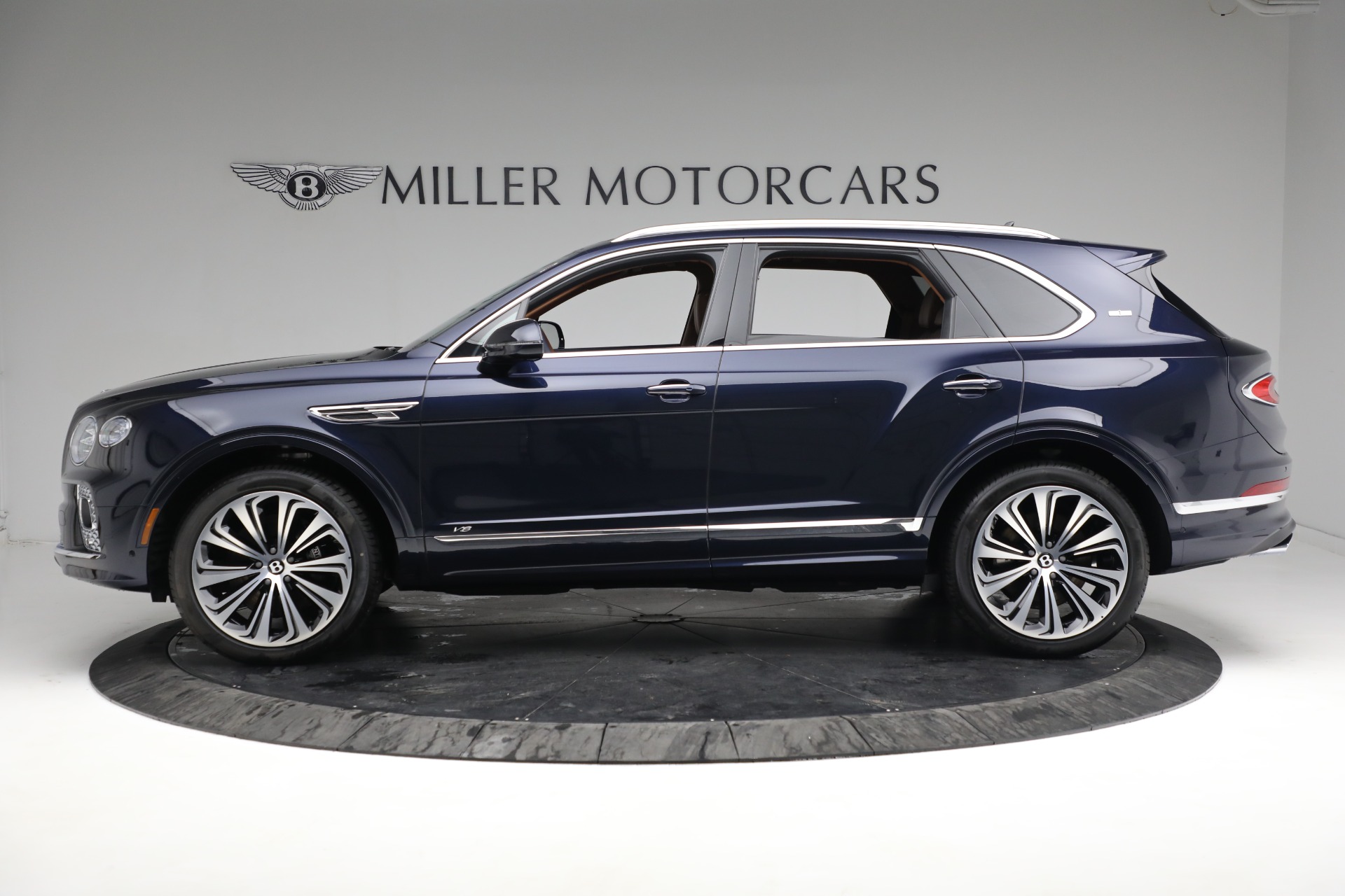 New 2022 Bentley Bentayga V8 First Edition | St. Petersburg, FL