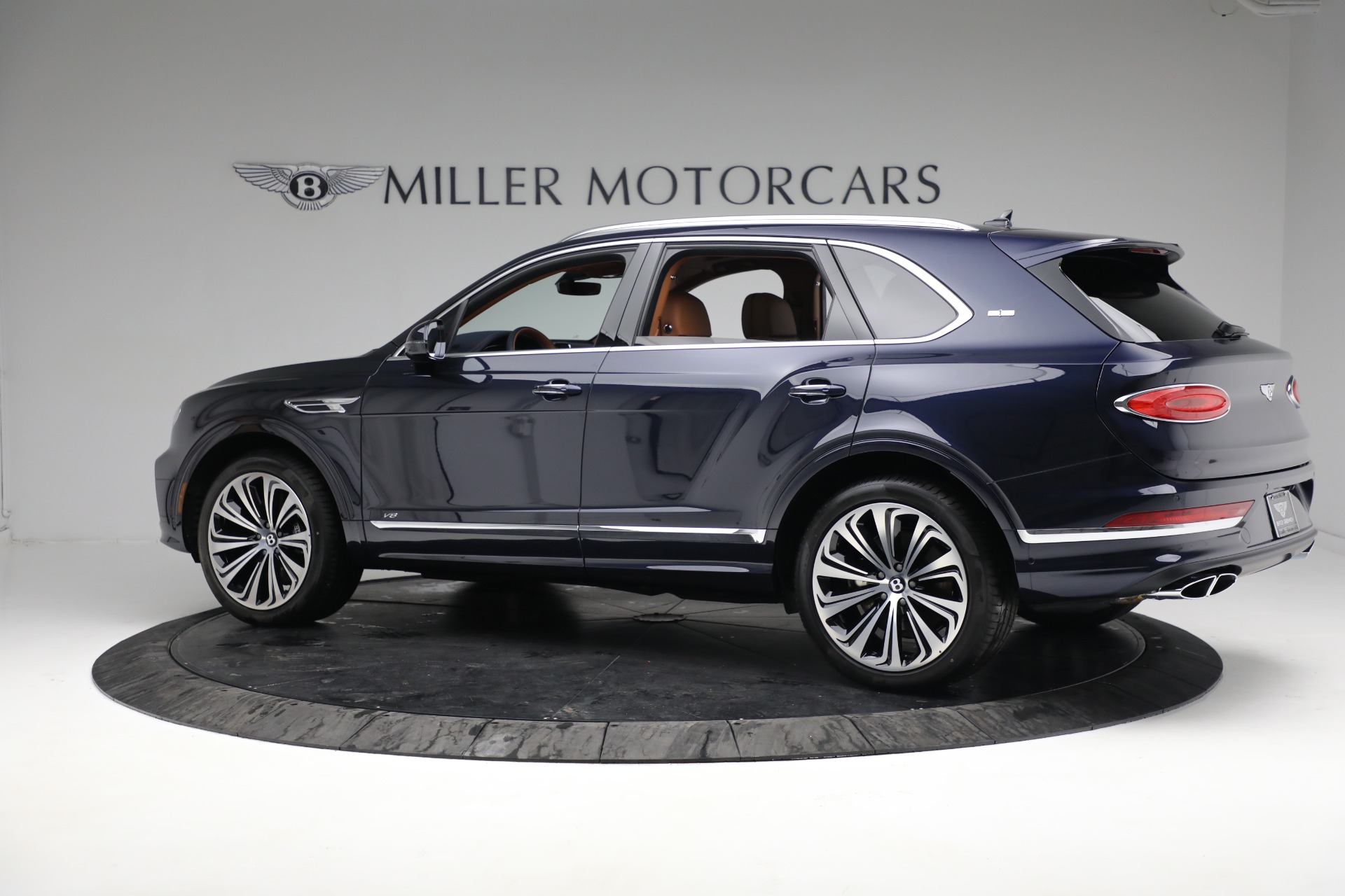 New 2022 Bentley Bentayga V8 First Edition | St. Petersburg, FL