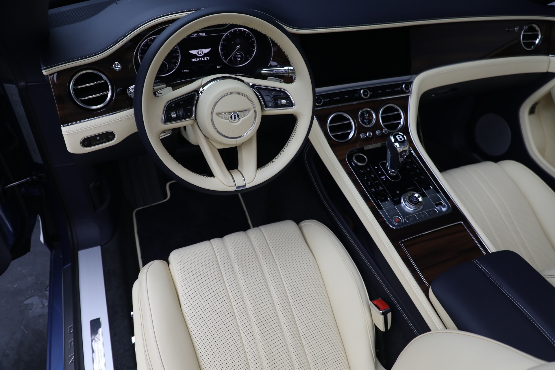Used 2022 Bentley Continental GT V8 | St. Petersburg, FL