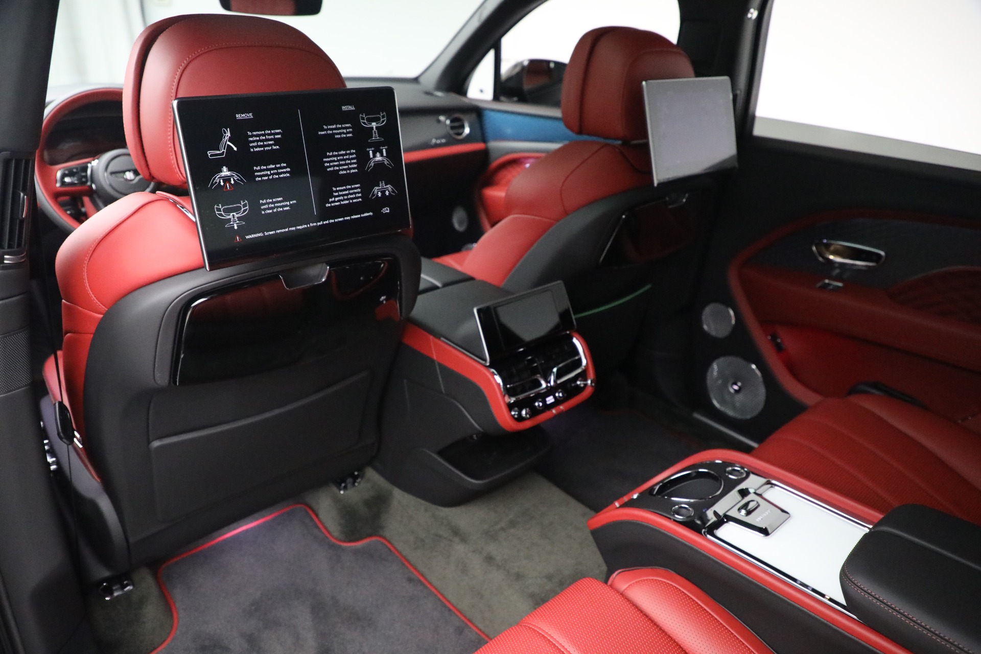 New 2023 Bentley Bentayga EWB Azure | St. Petersburg, FL