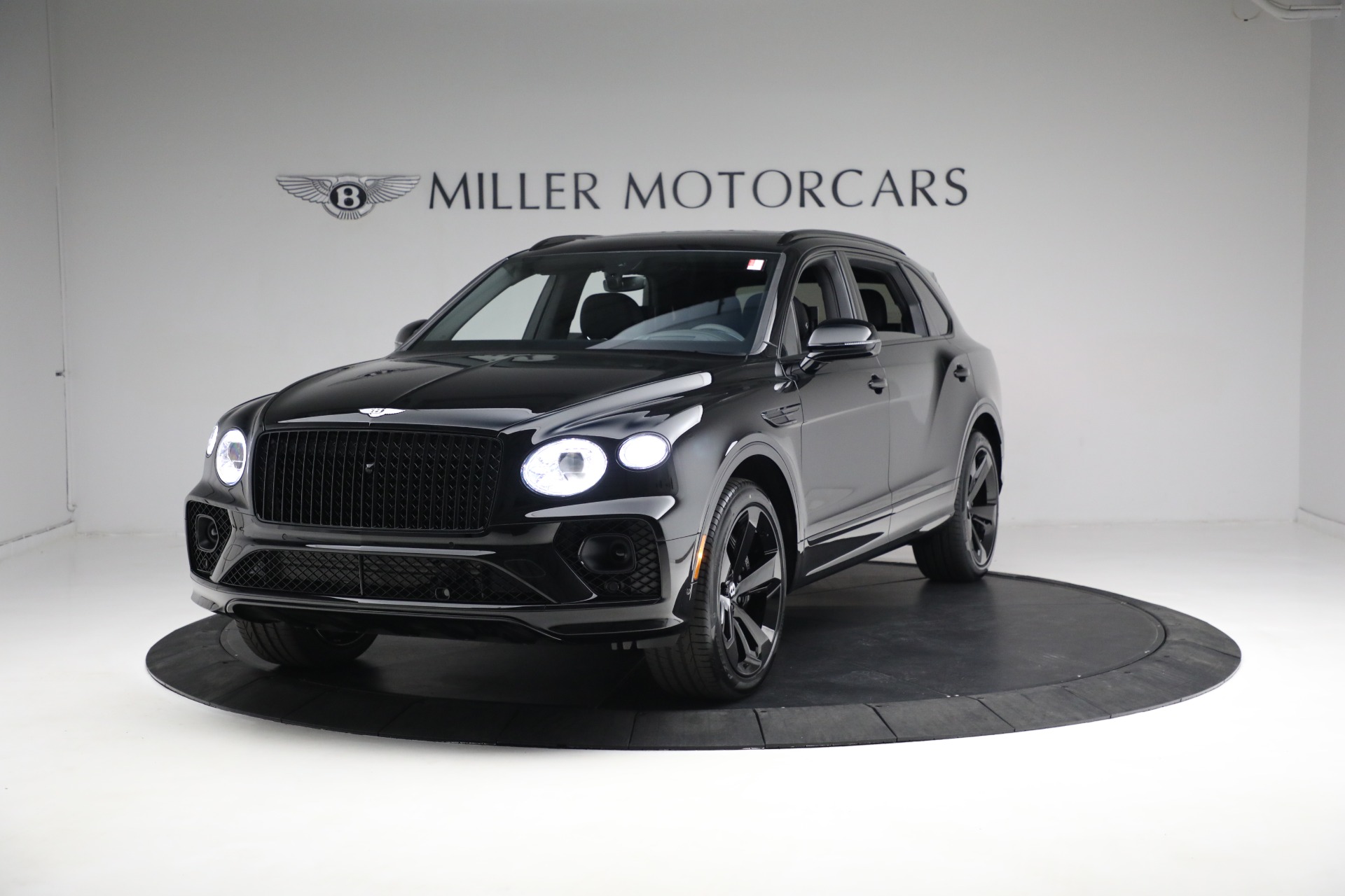 New 2023 Bentley Bentayga EWB V8 | St. Petersburg, FL