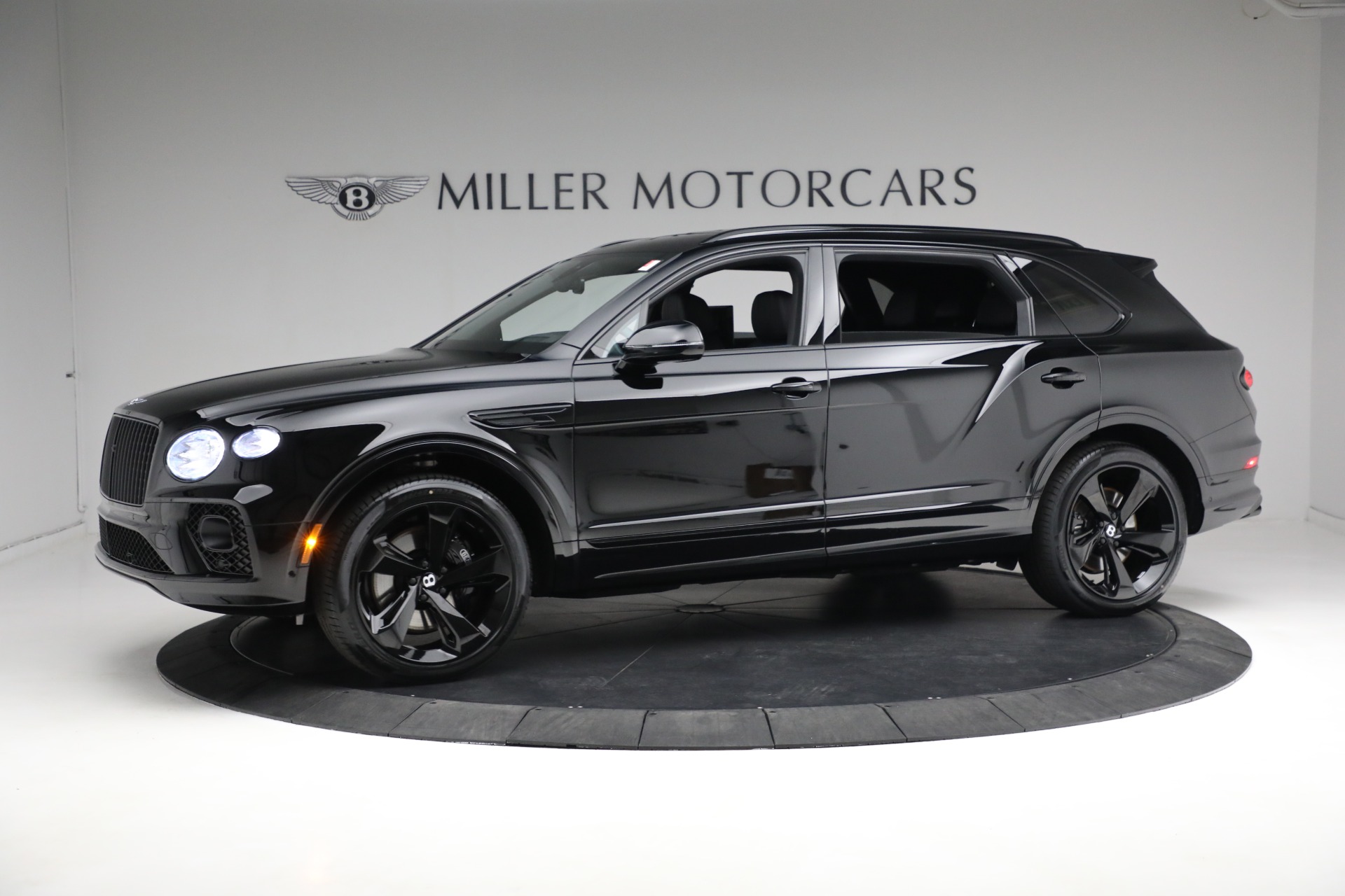 New 2023 Bentley Bentayga EWB V8 | St. Petersburg, FL