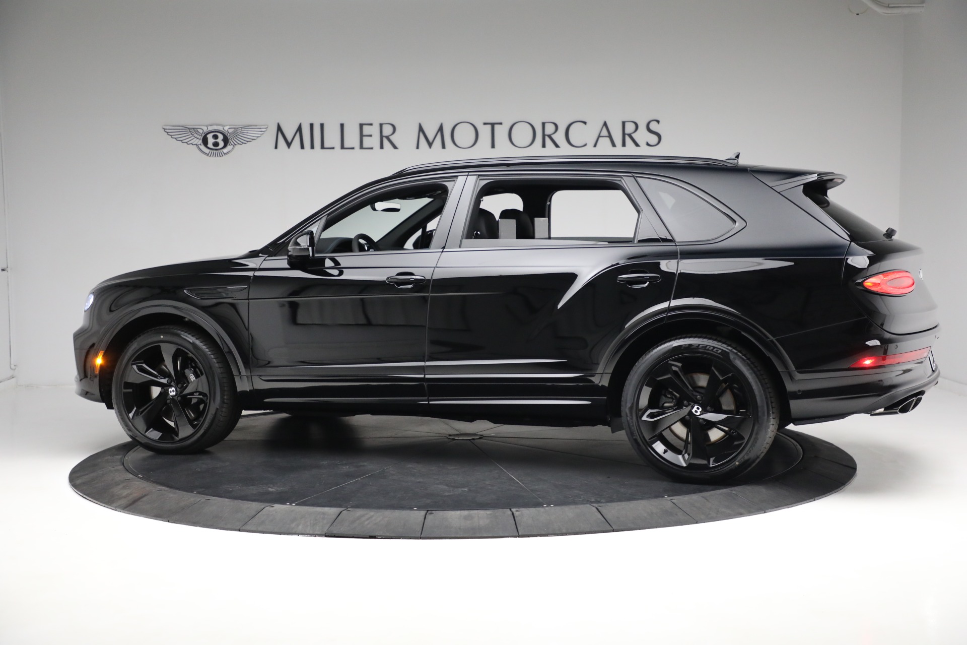 New 2023 Bentley Bentayga EWB V8 | St. Petersburg, FL