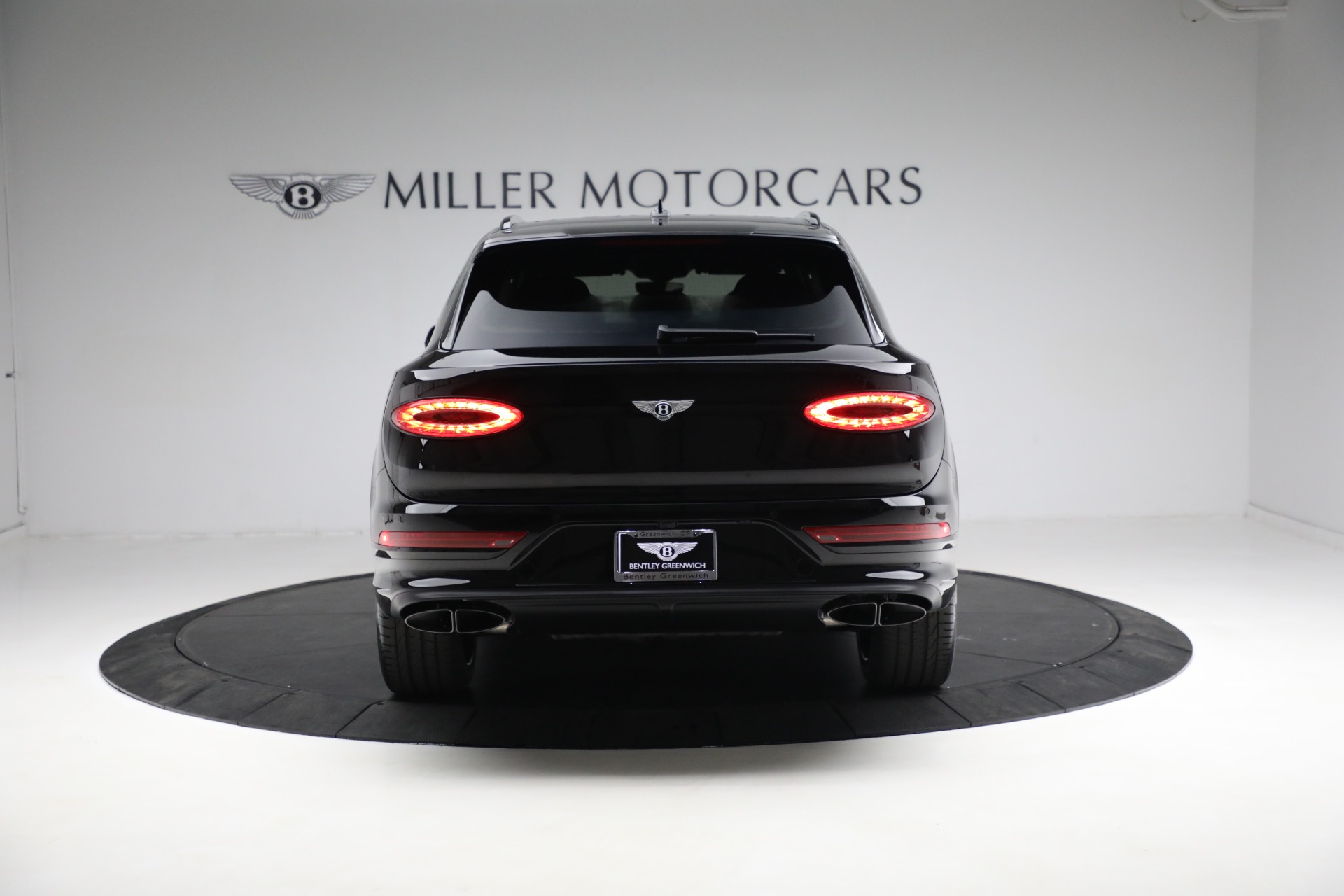 New 2023 Bentley Bentayga EWB V8 | St. Petersburg, FL
