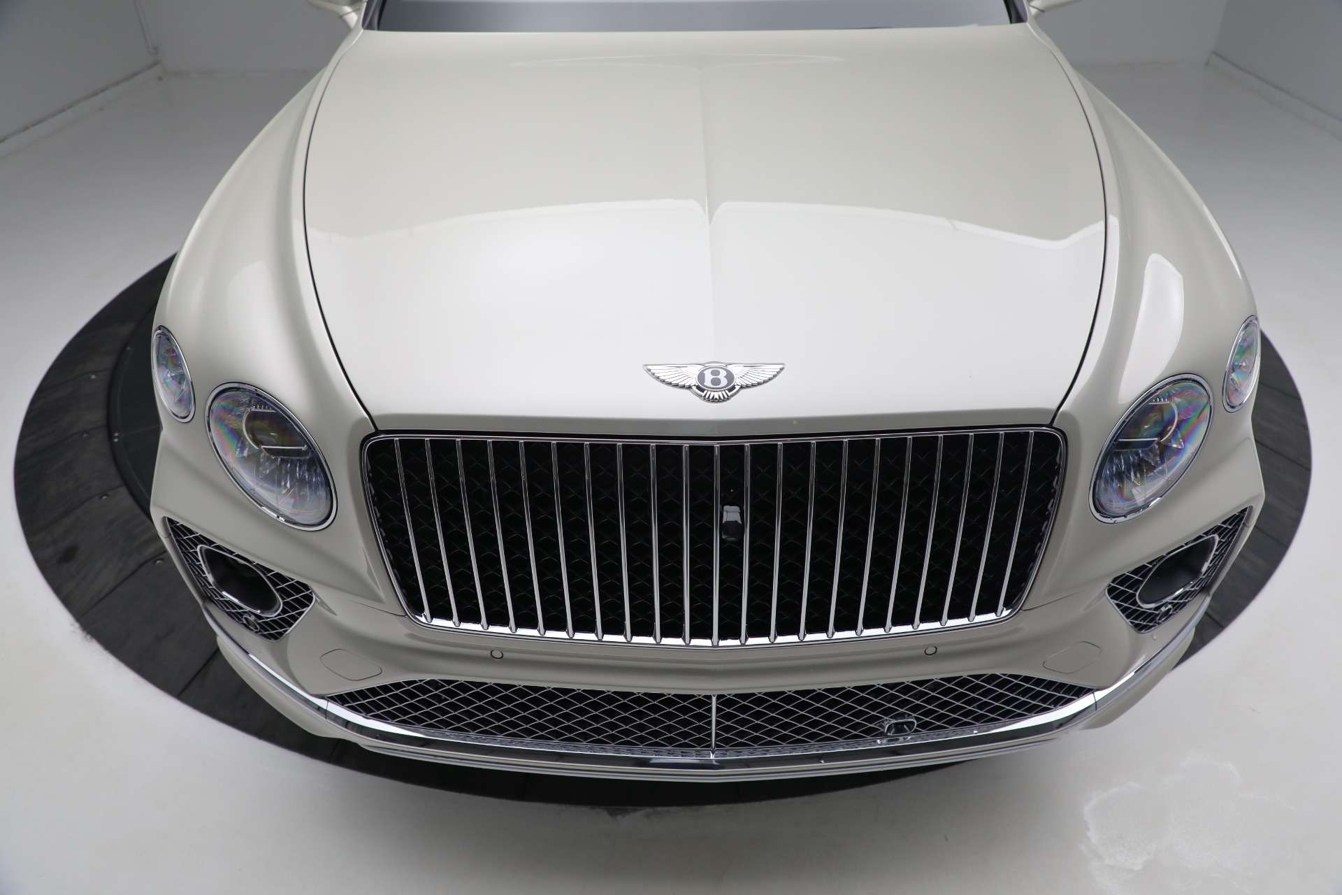 New 2023 Bentley Bentayga EWB Azure | St. Petersburg, FL